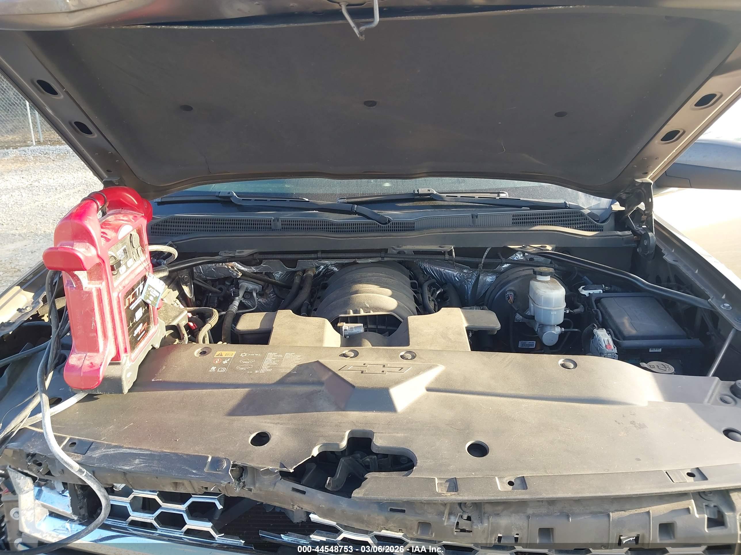 CHEVROLET SILVERADO image 10