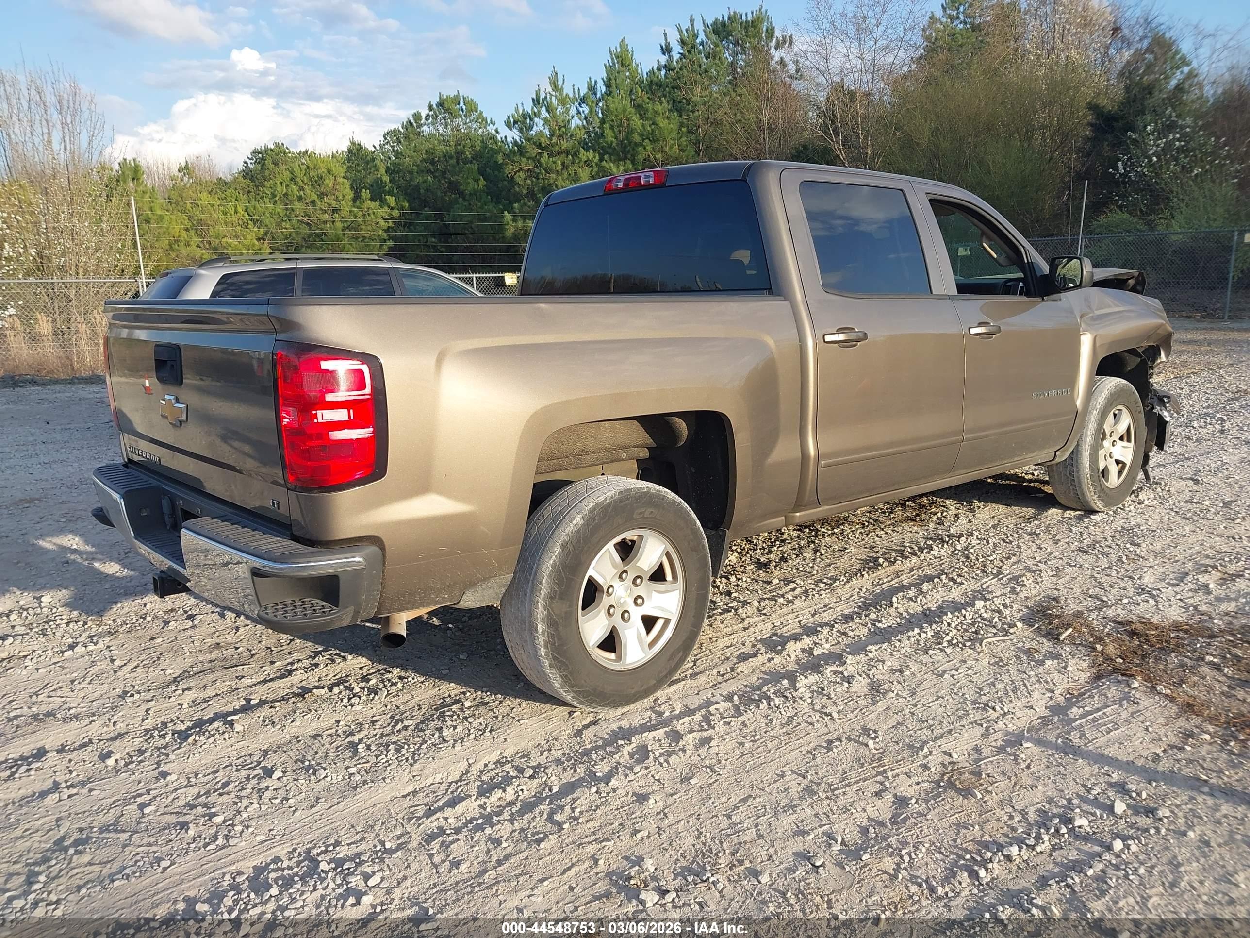 CHEVROLET SILVERADO image 4