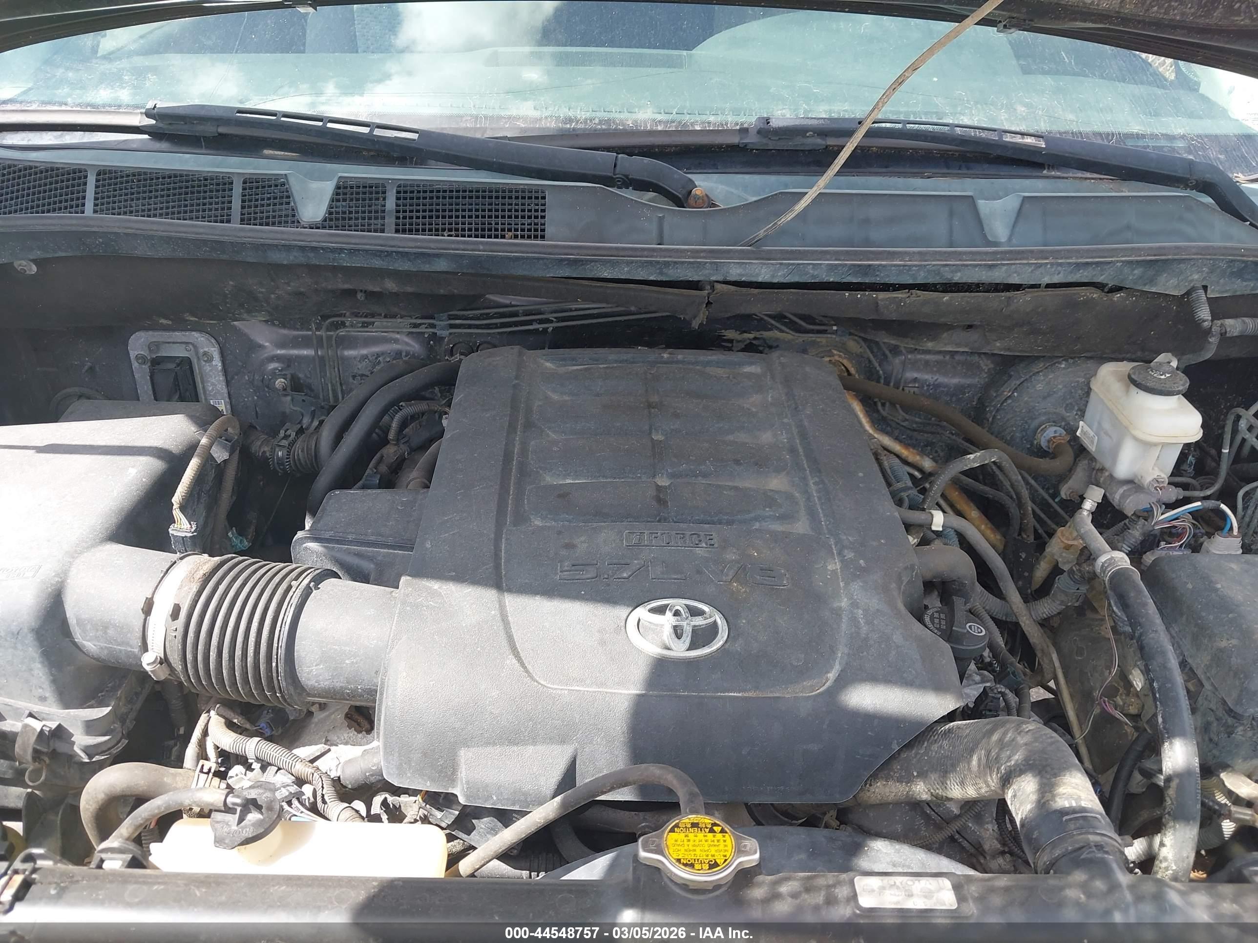 TOYOTA TUNDRA image 10