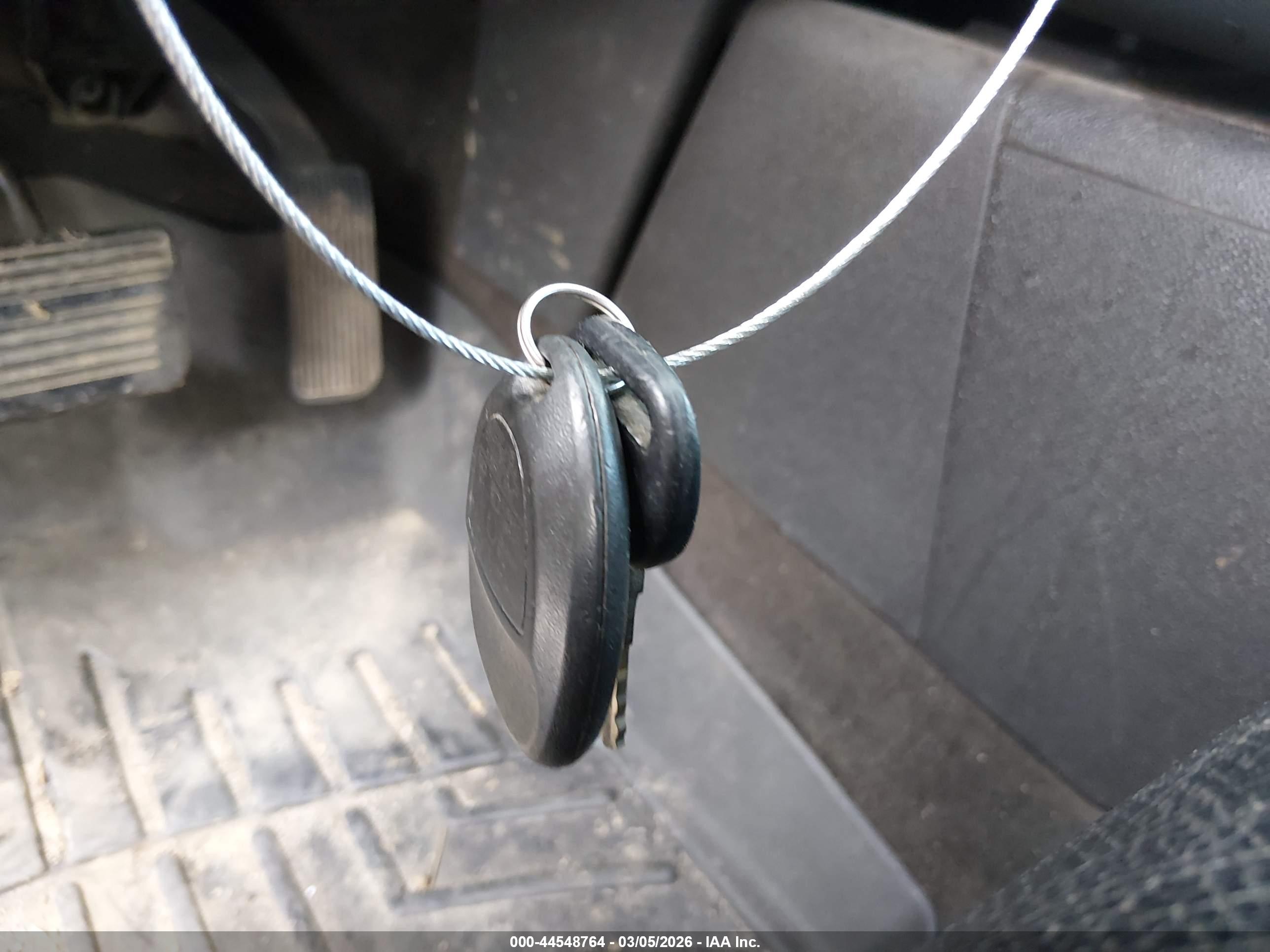 CHEVROLET SILVERADO image 11
