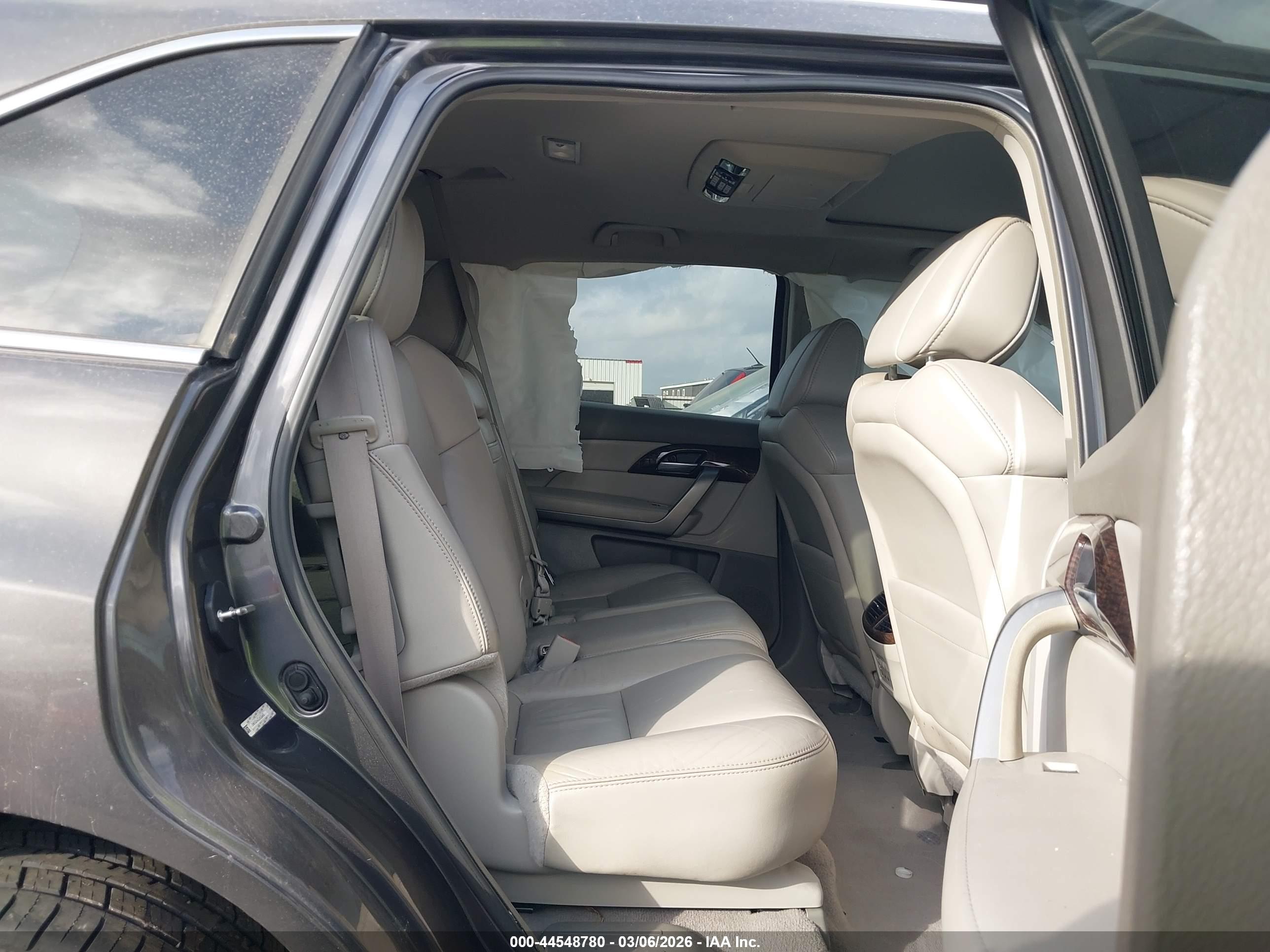 ACURA MDX image 8
