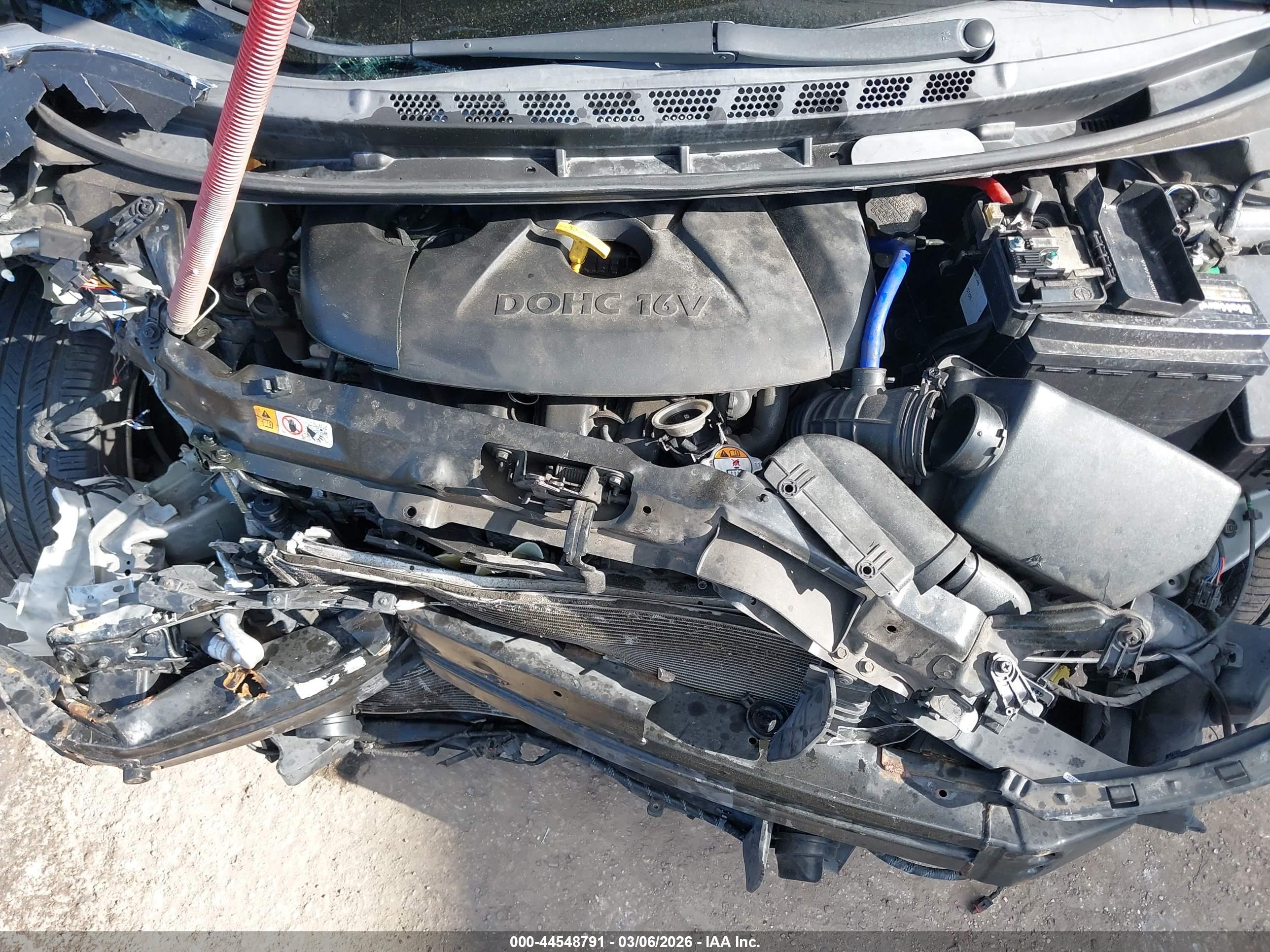 HYUNDAI ELANTRA image 10