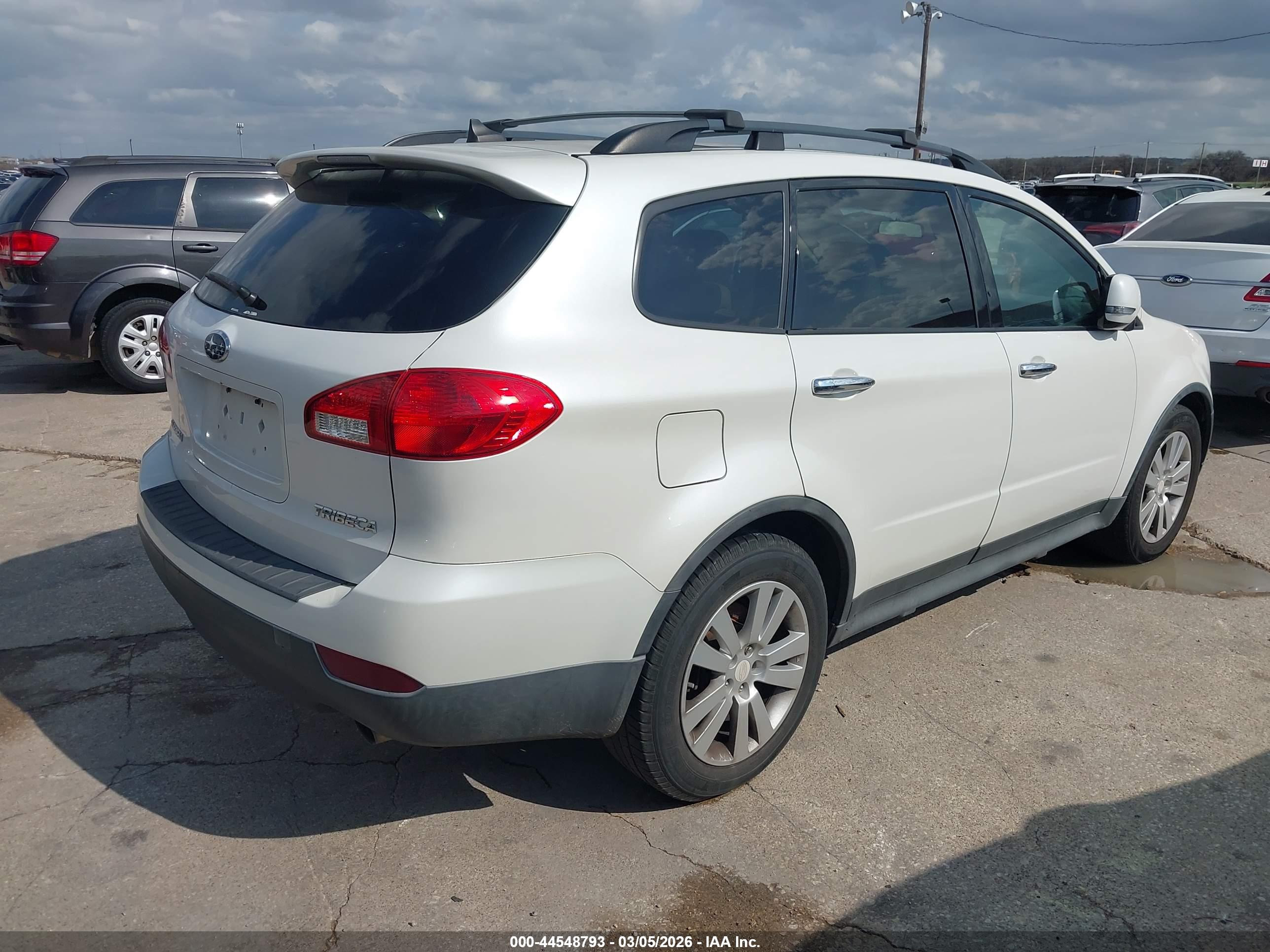 SUBARU TRIBECA image 4