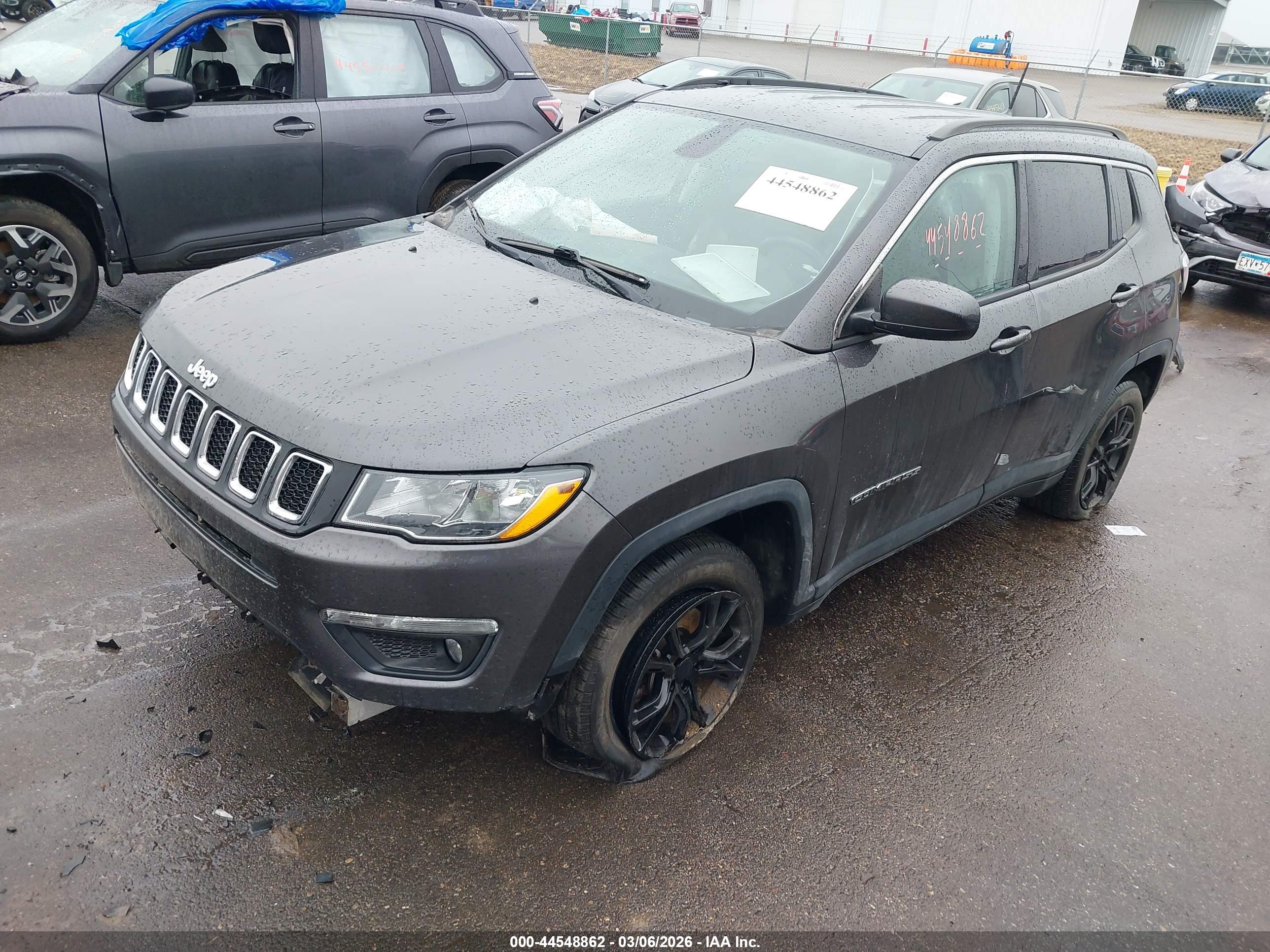 JEEP COMPASS image 2