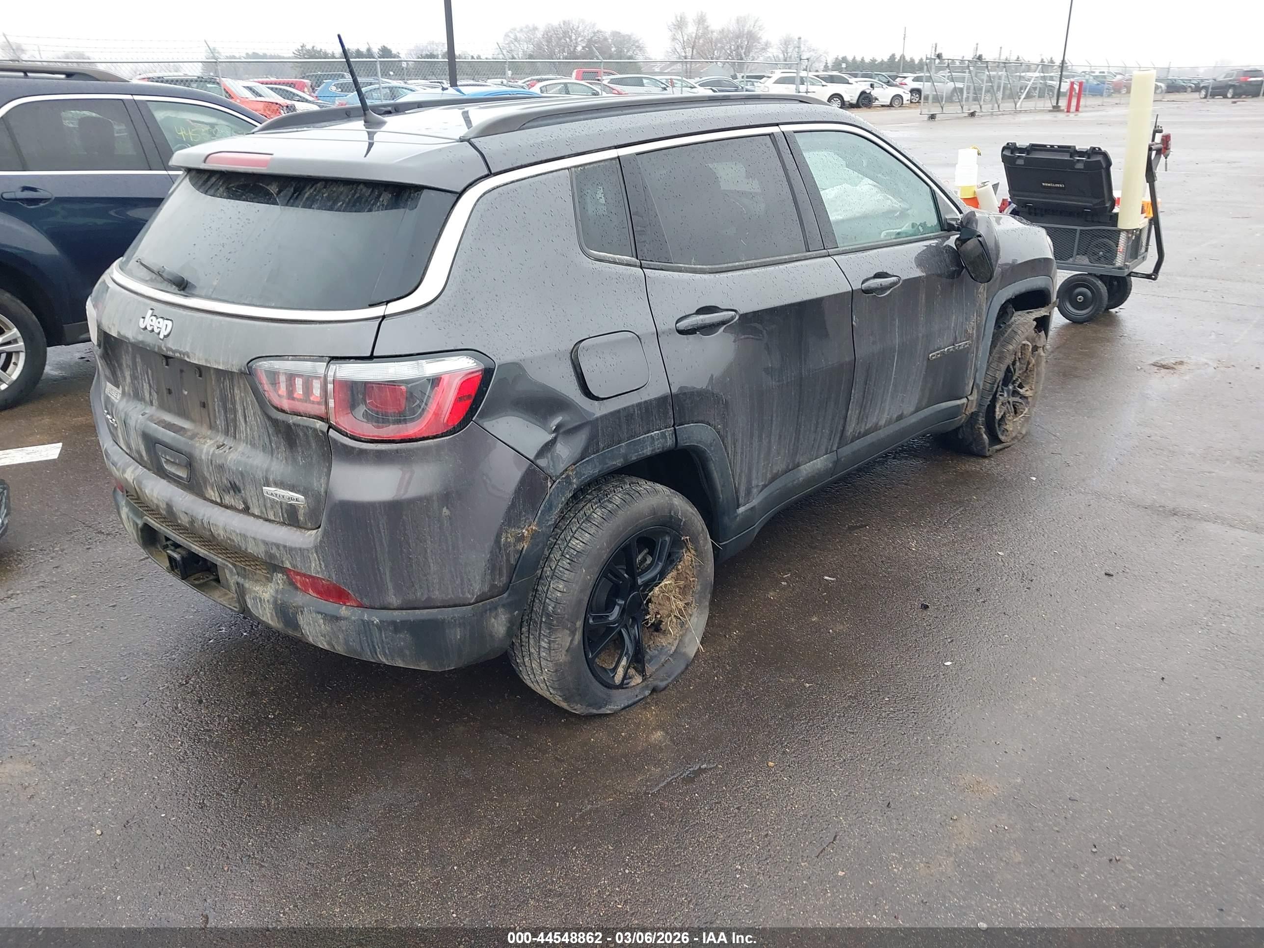 JEEP COMPASS image 4