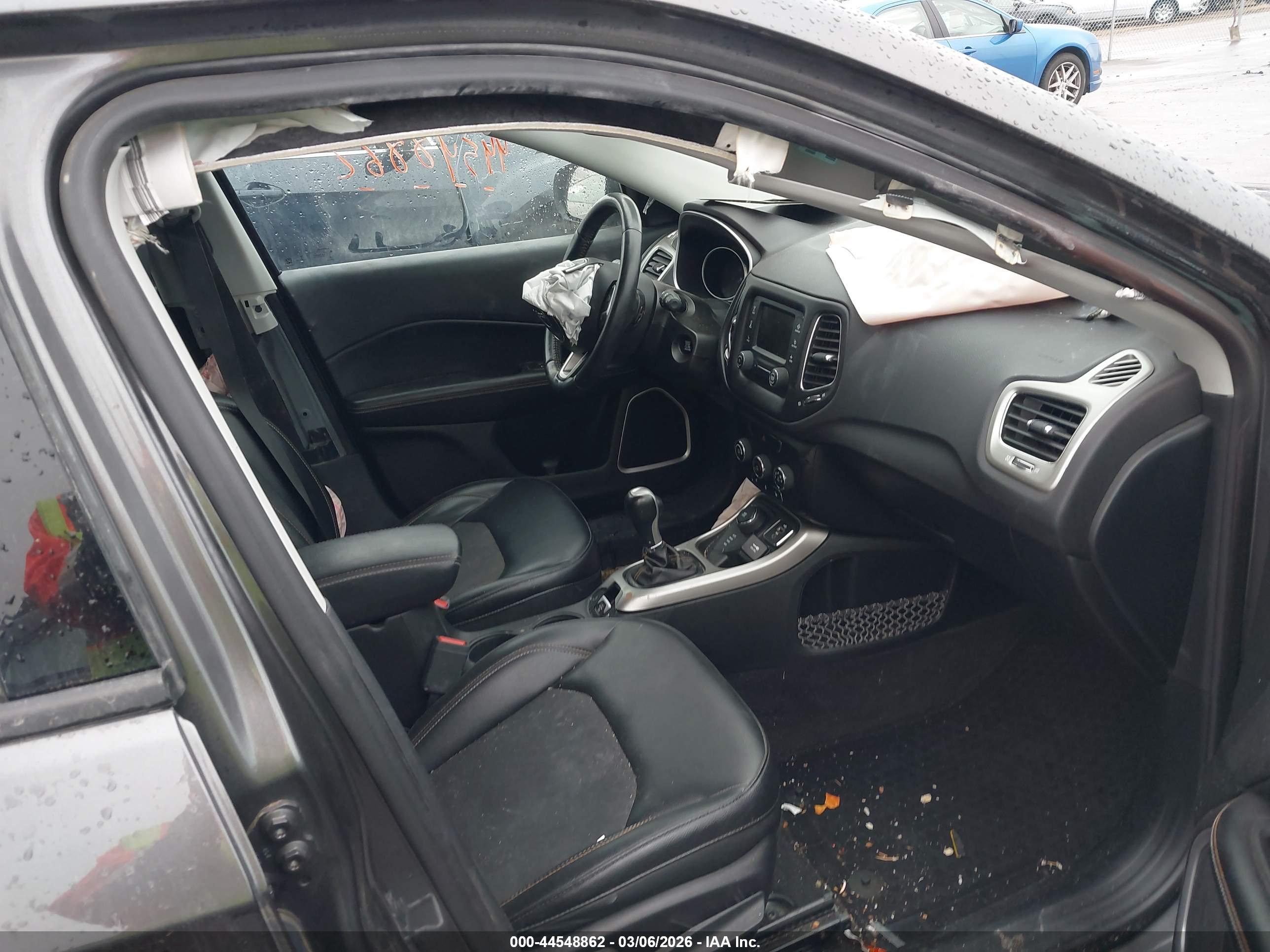JEEP COMPASS image 5