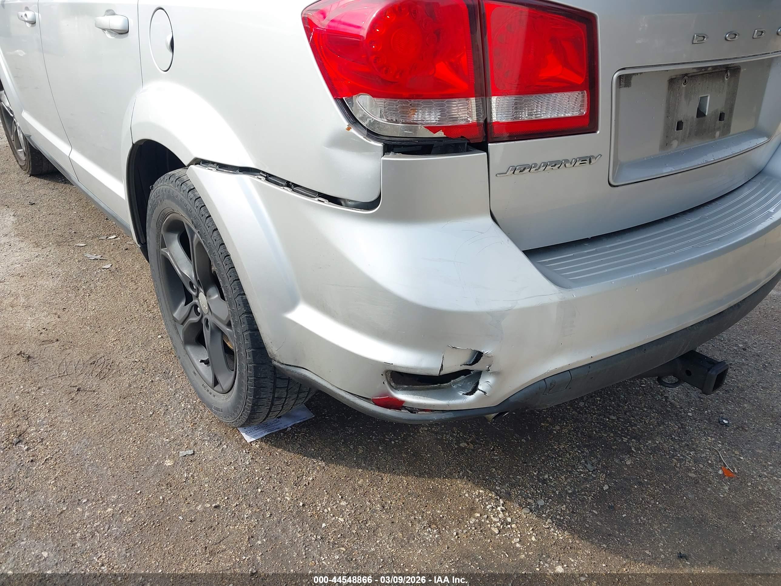 DODGE JOURNEY image 6