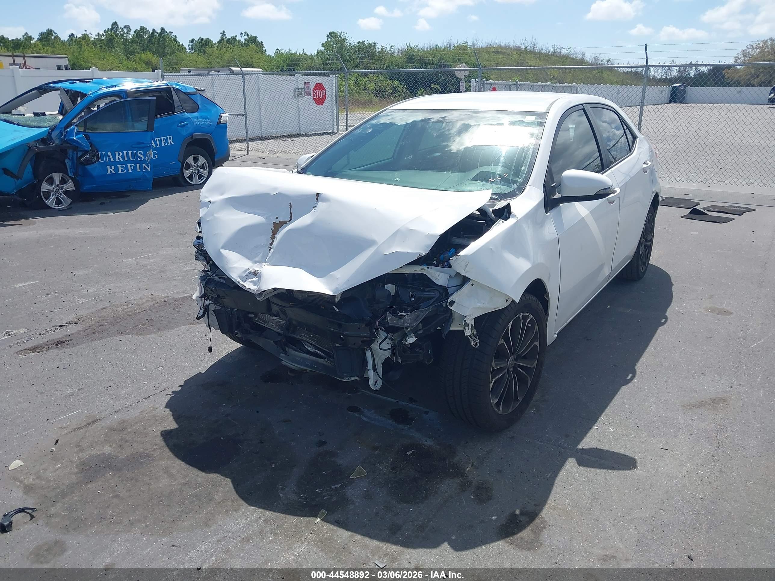 TOYOTA COROLLA image 2