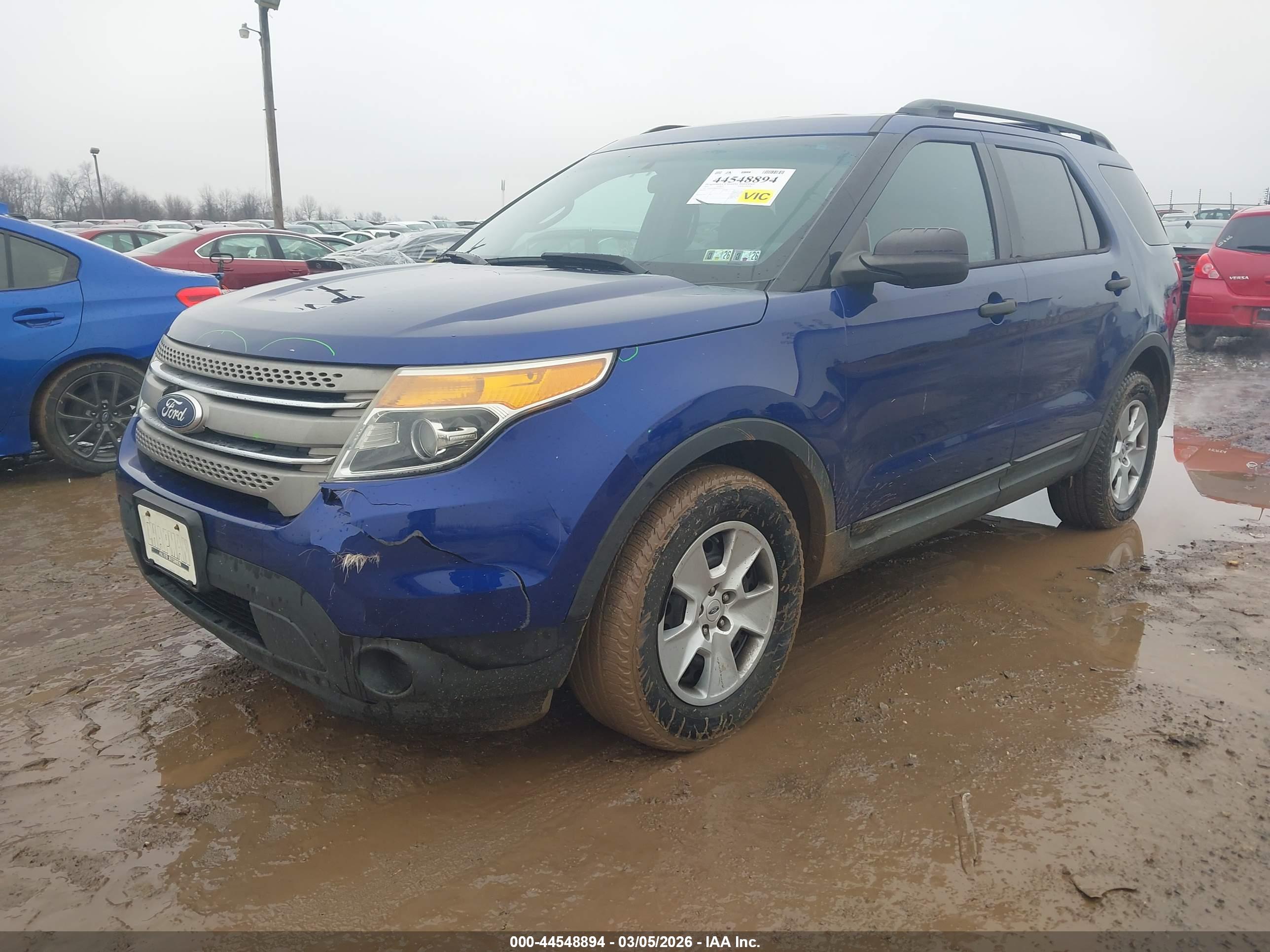 FORD EXPLORER image 2