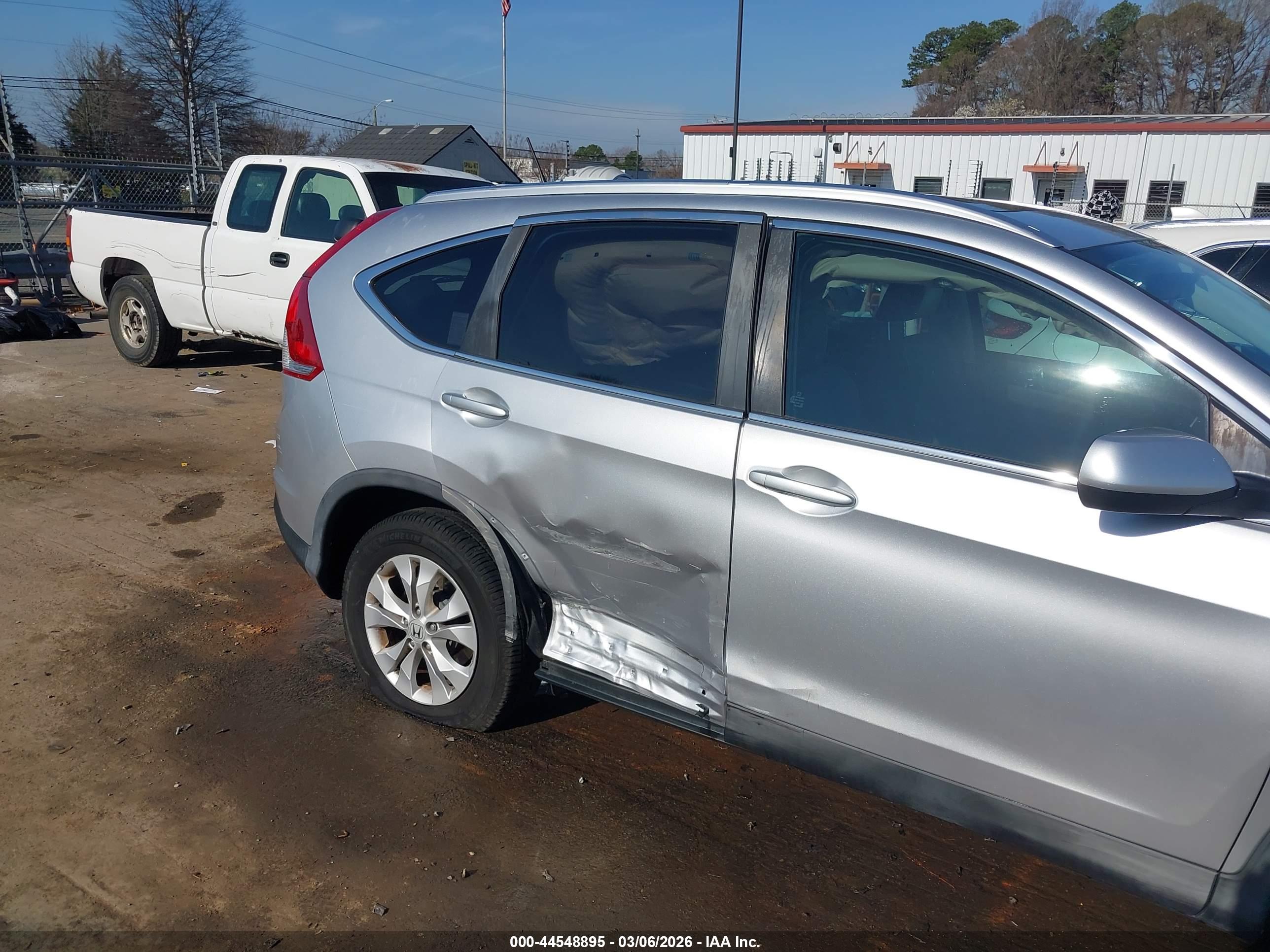HONDA CR-V image 6