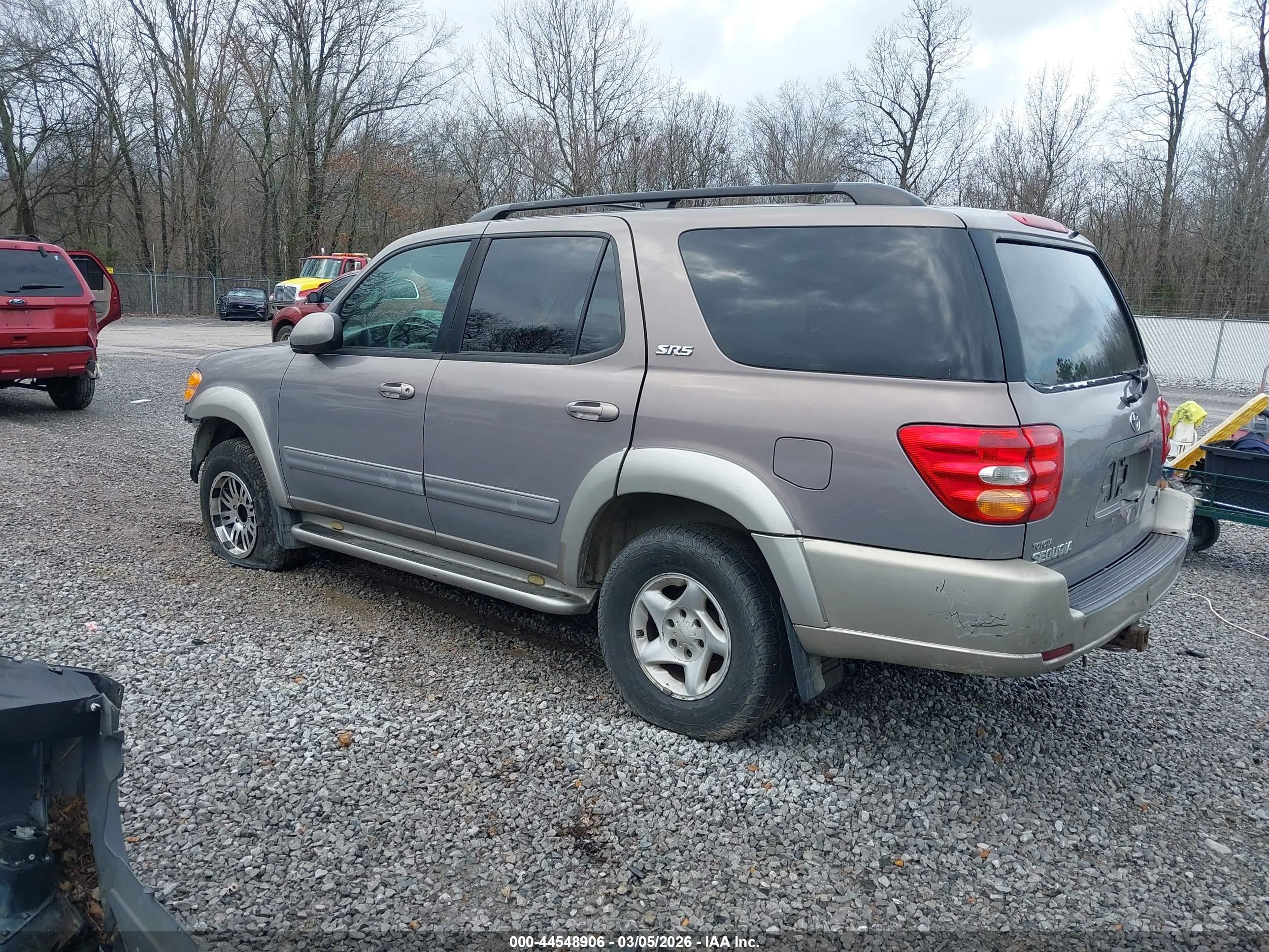 TOYOTA SEQUOIA image 3