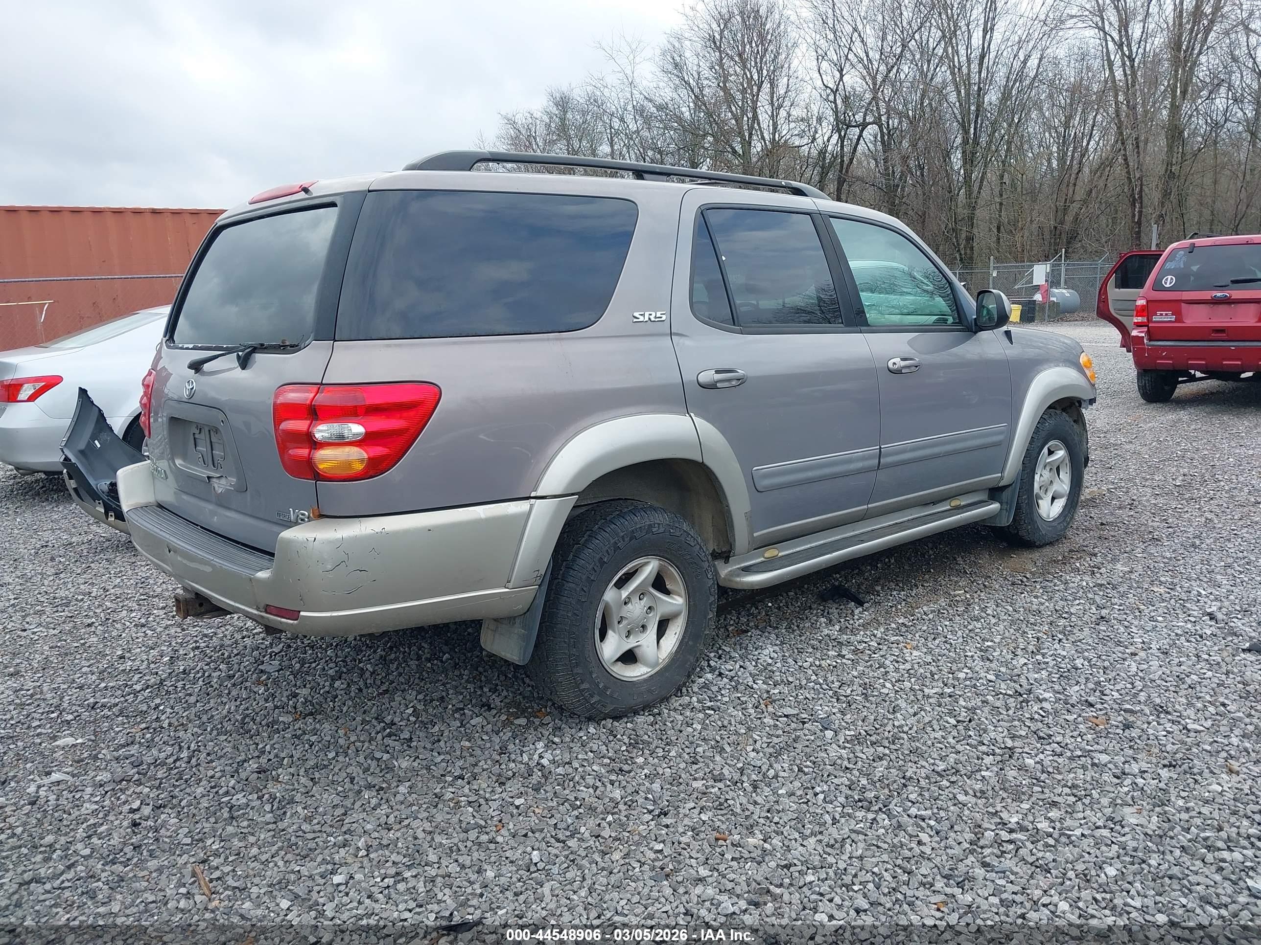TOYOTA SEQUOIA image 4