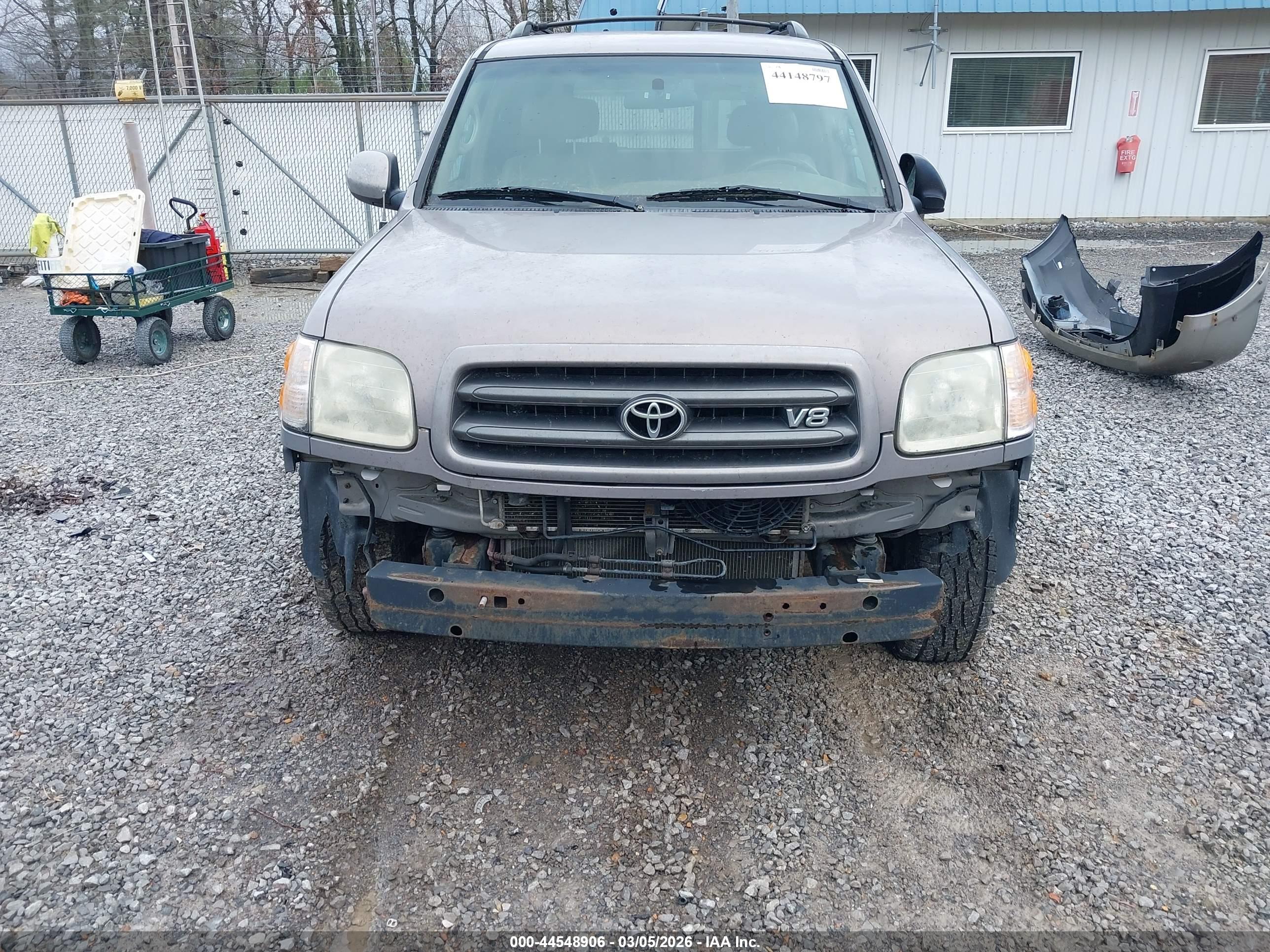 TOYOTA SEQUOIA image 6