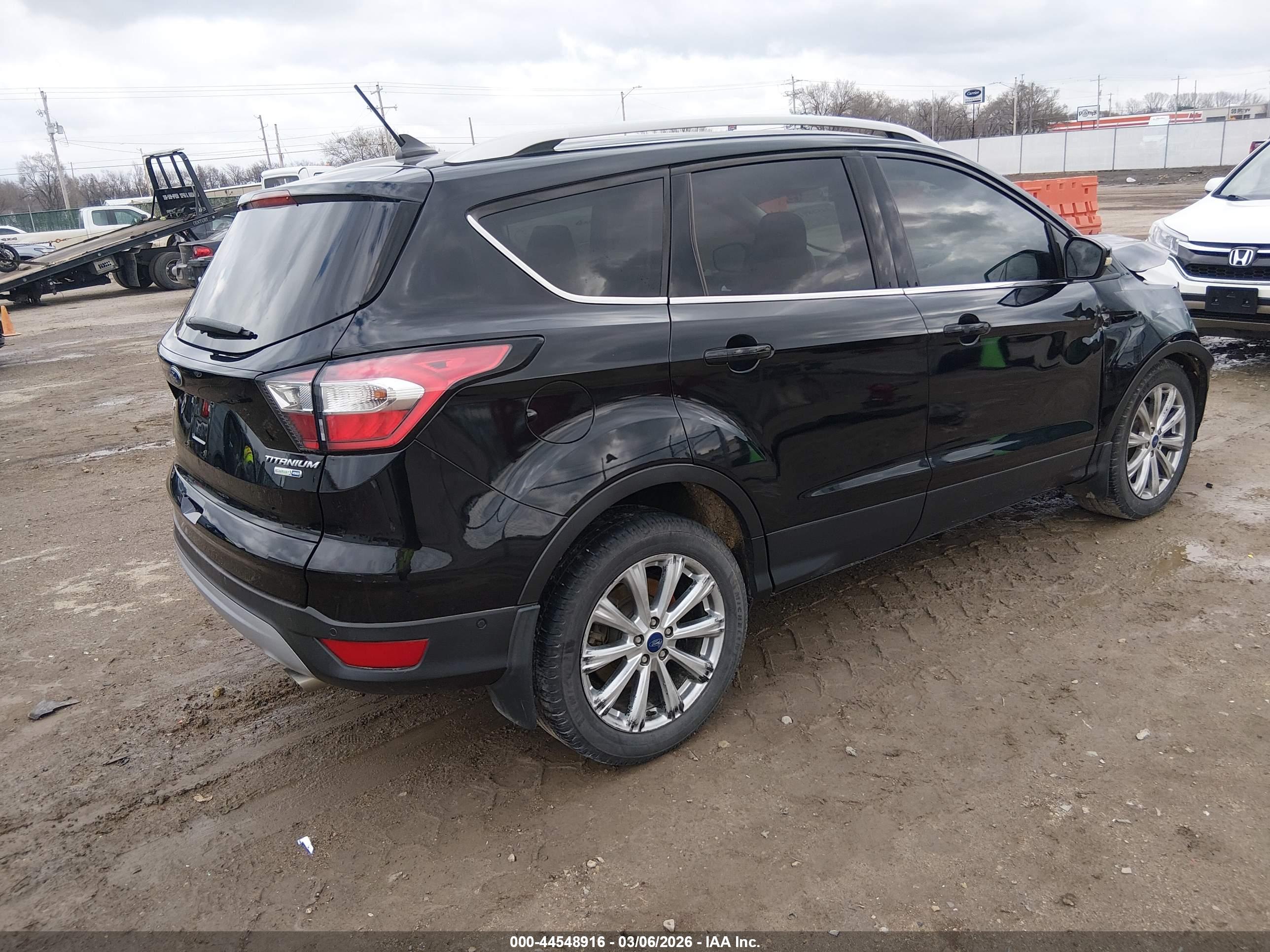 FORD ESCAPE image 4