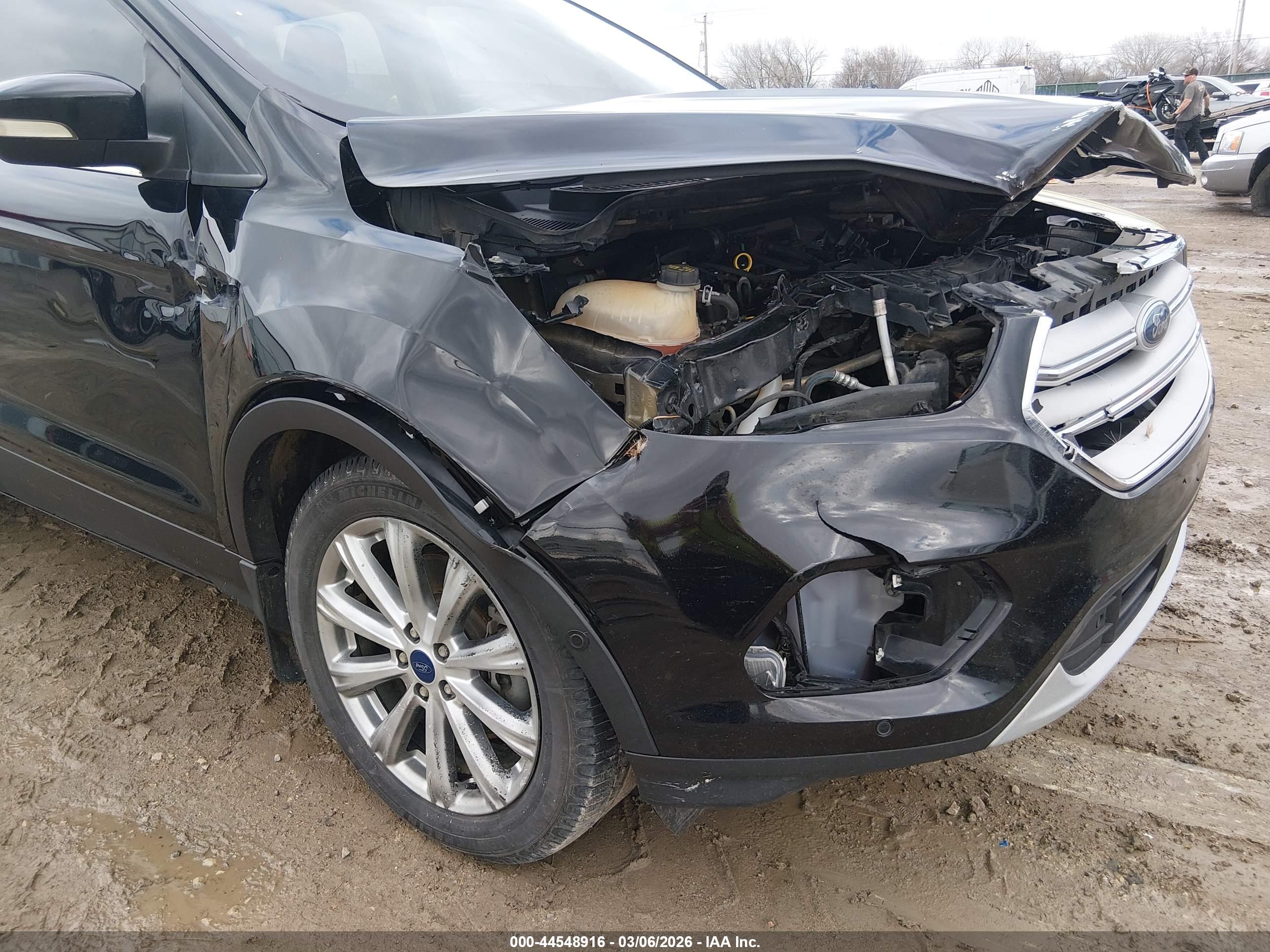 FORD ESCAPE image 6