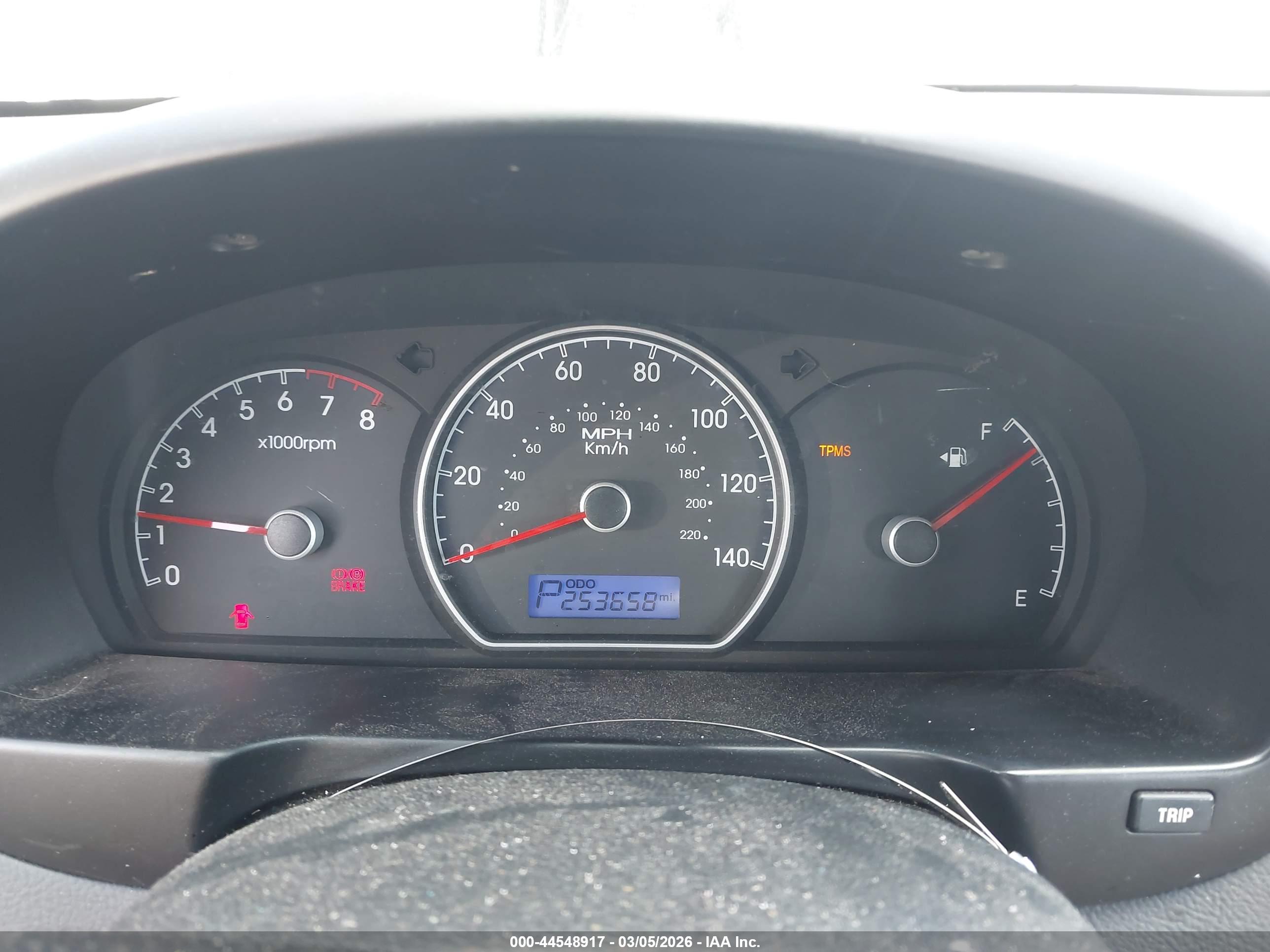 HYUNDAI ELANTRA image 7