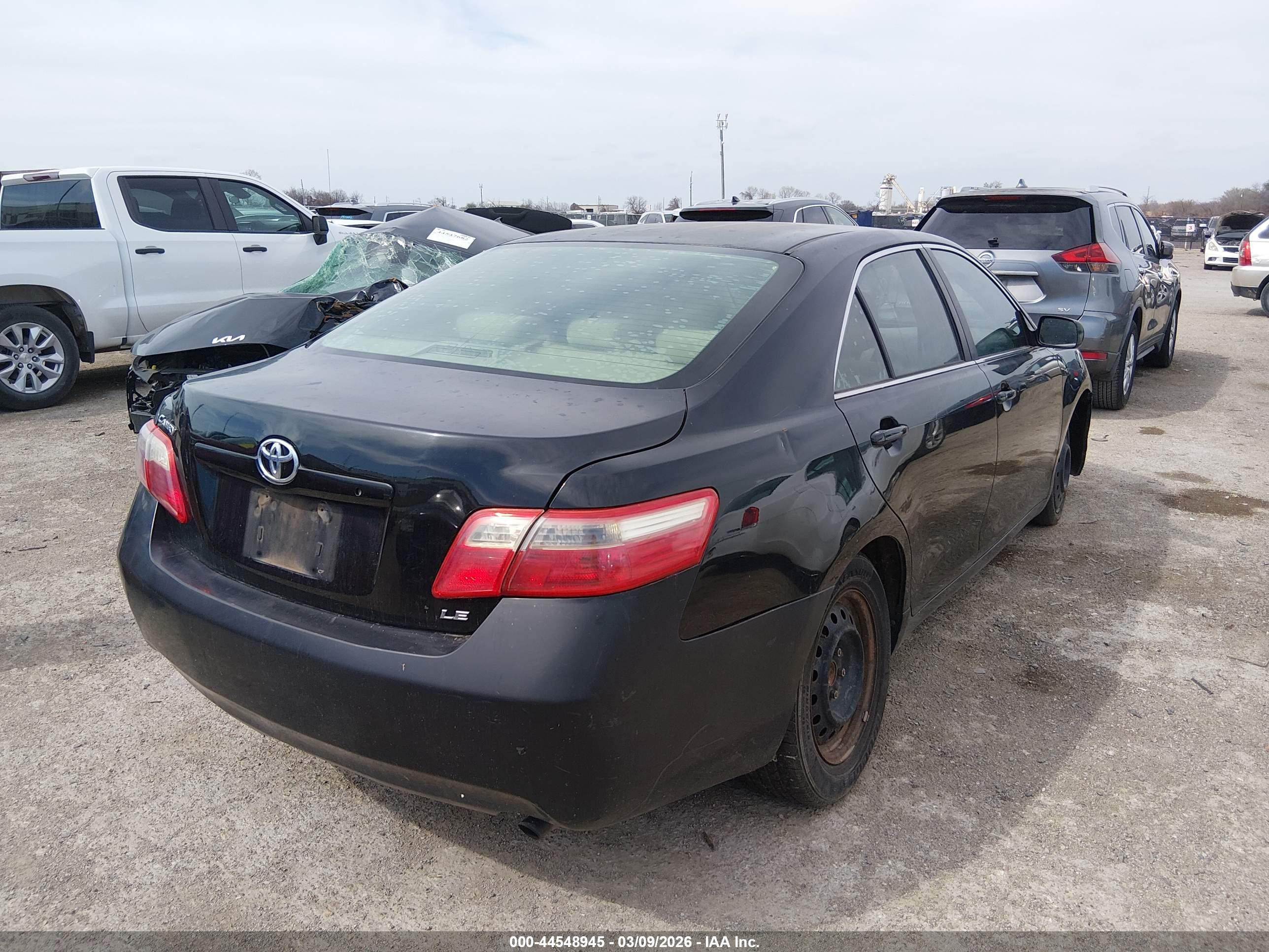 TOYOTA CAMRY image 4
