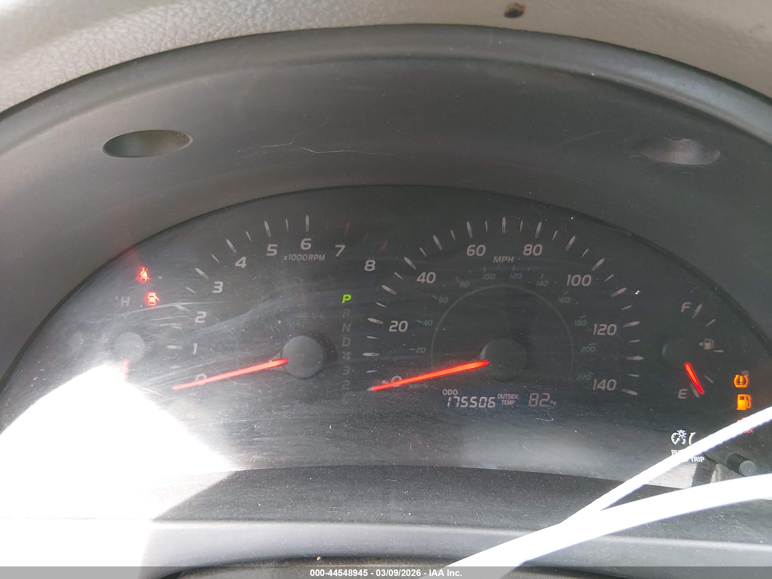 TOYOTA CAMRY image 7
