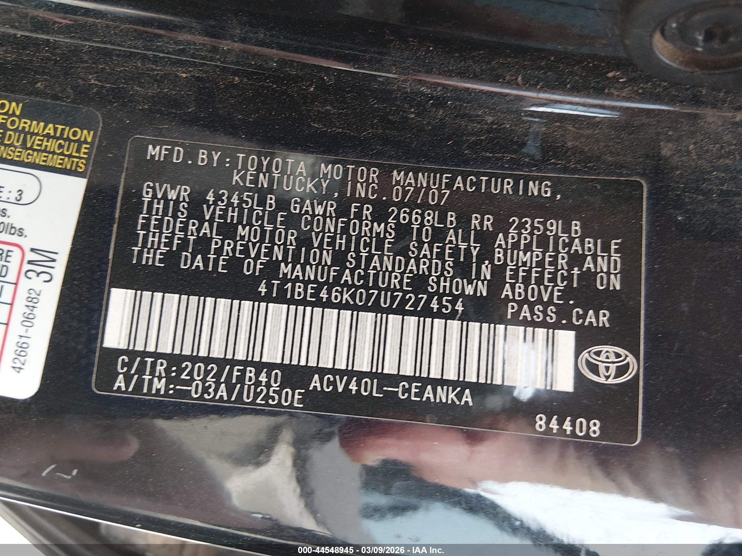 TOYOTA CAMRY image 9