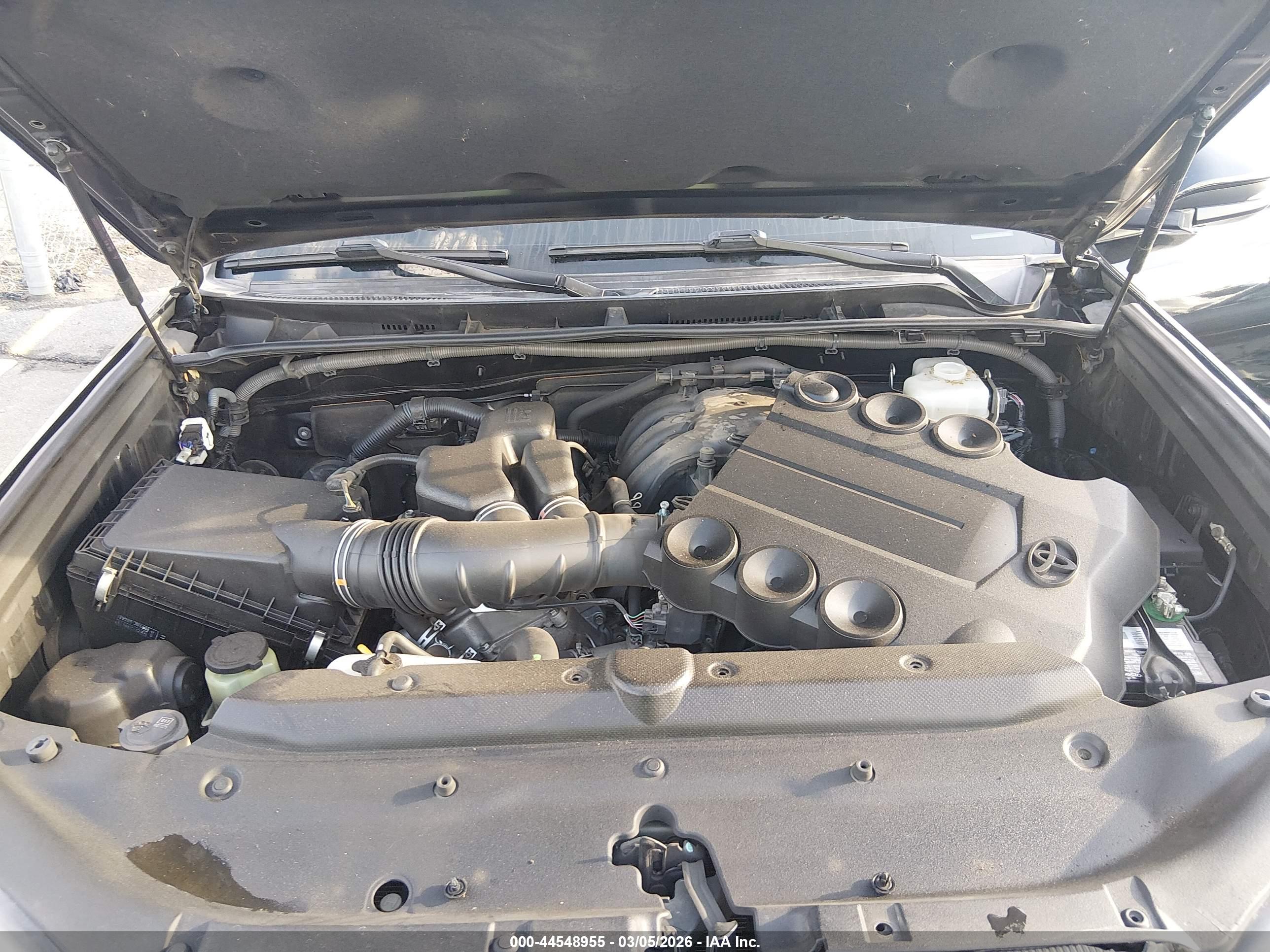TOYOTA 4RUNNER image 10