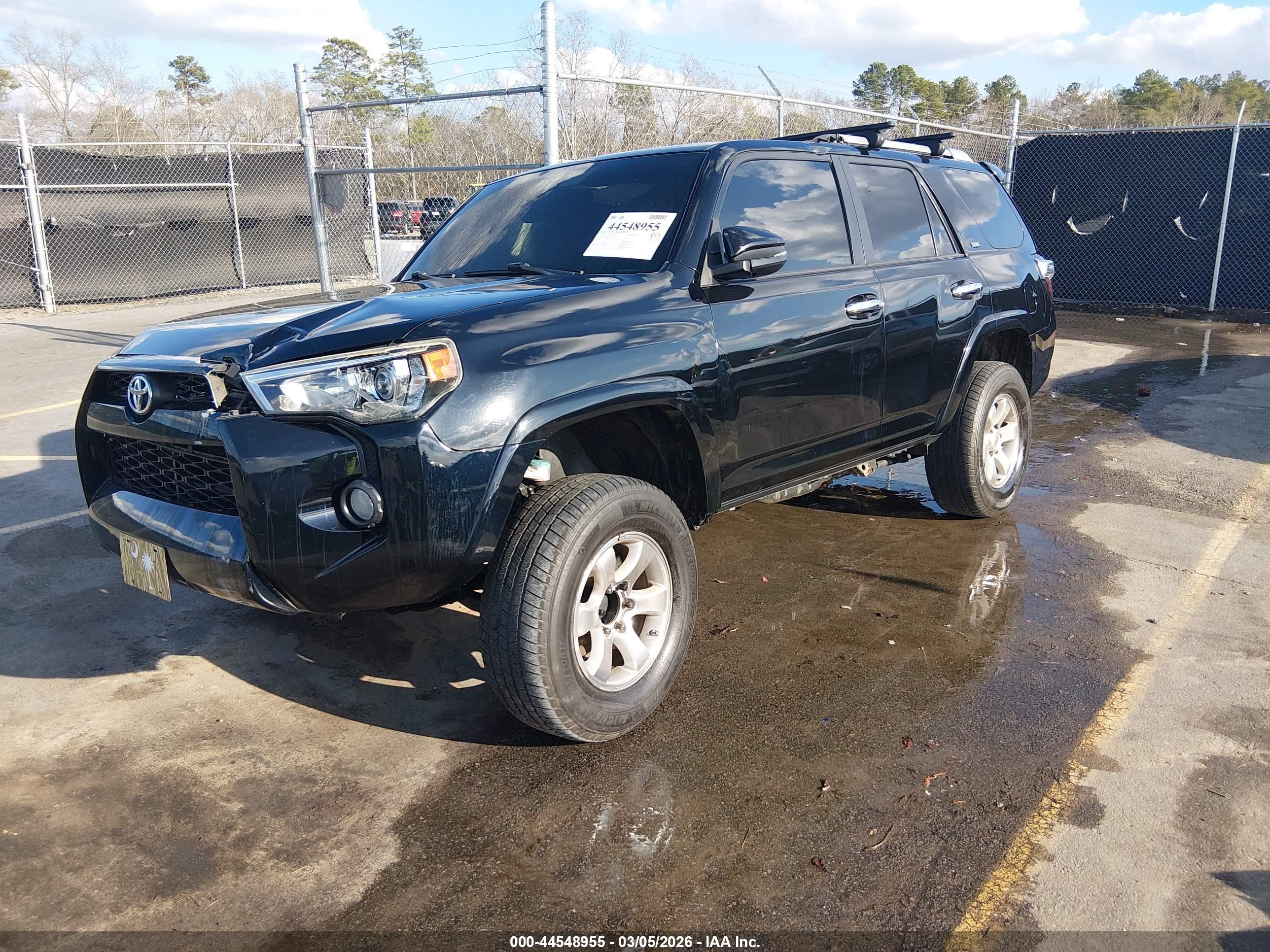 TOYOTA 4RUNNER image 2