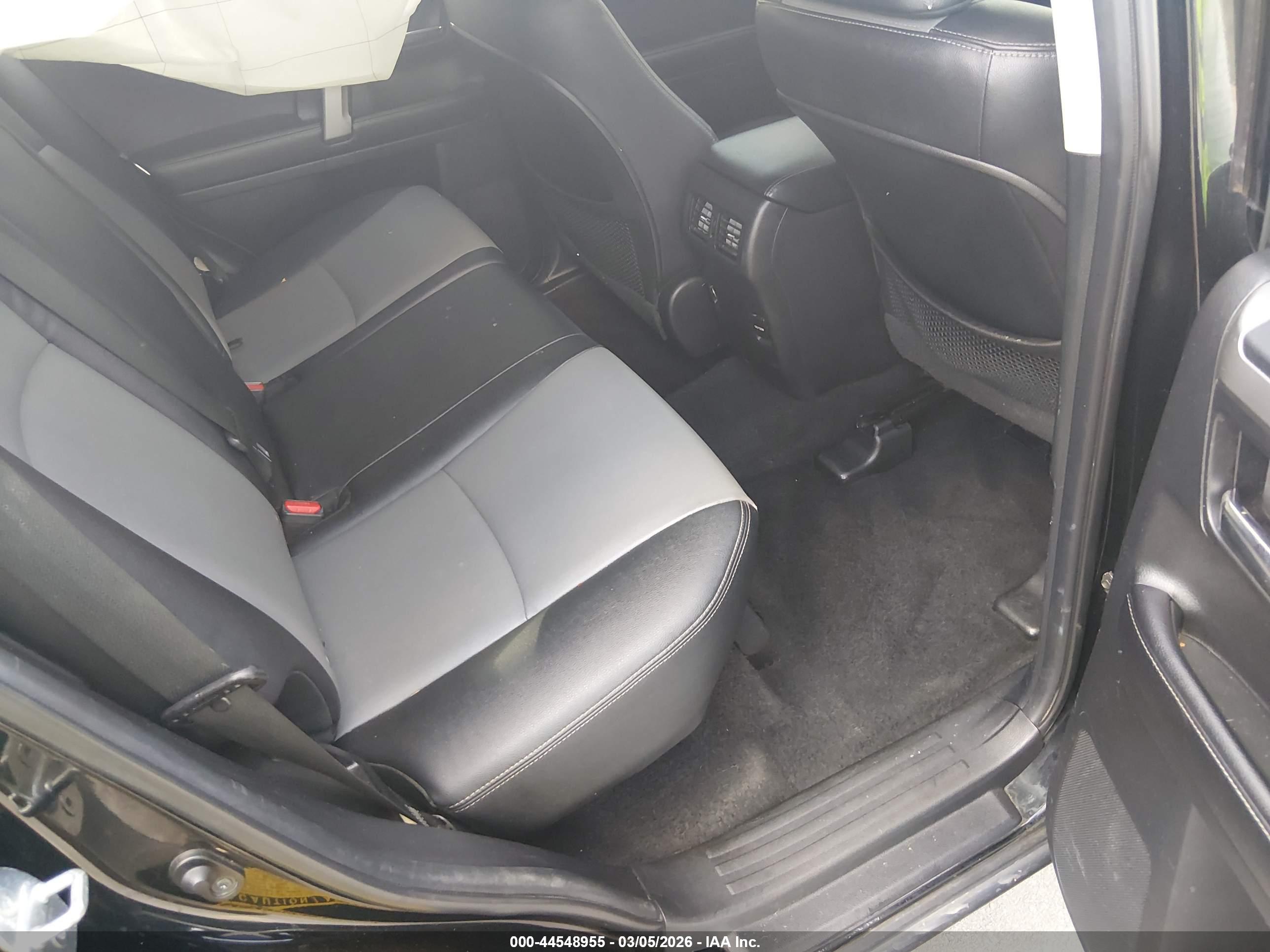 TOYOTA 4RUNNER image 8
