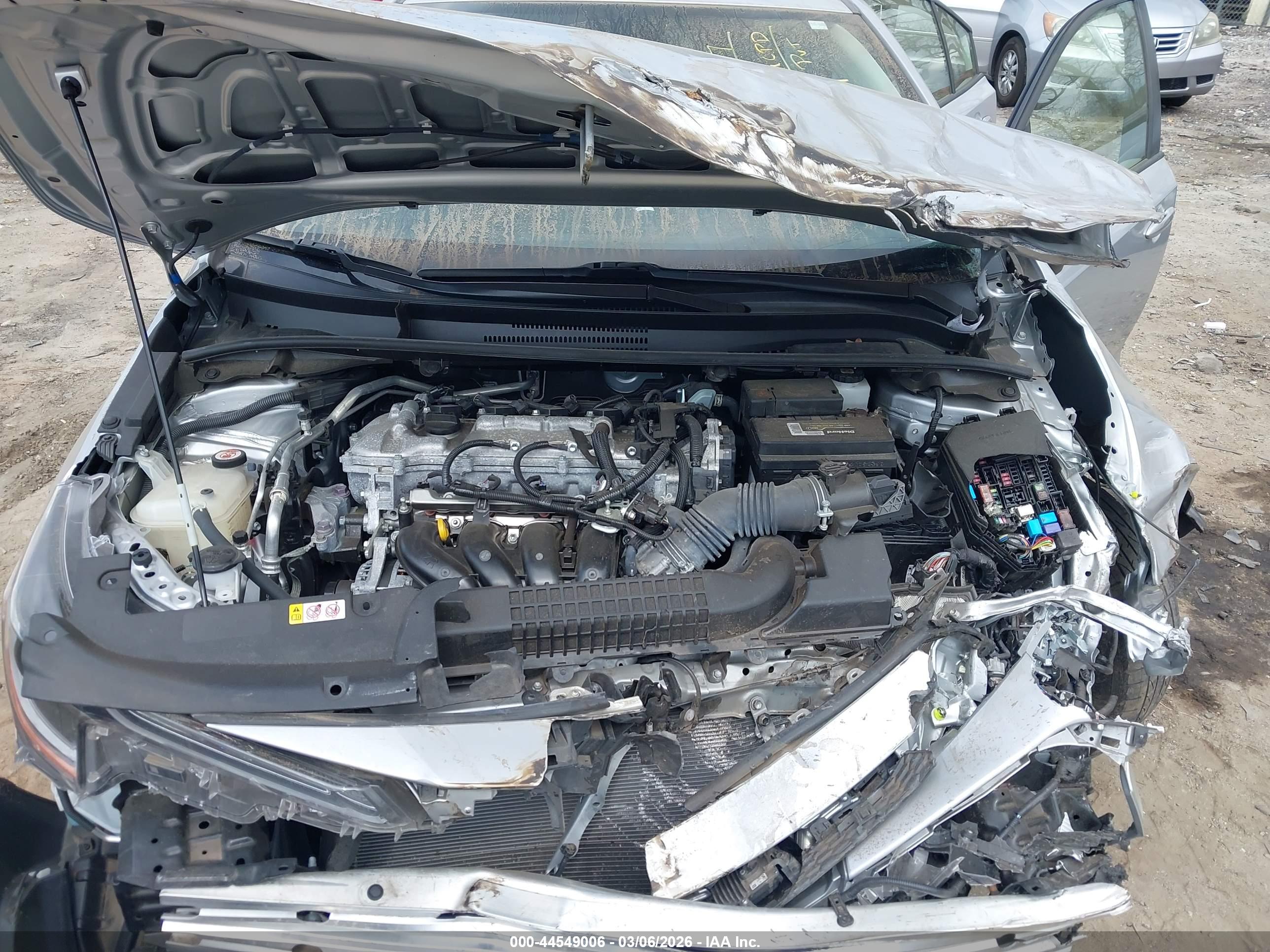 TOYOTA COROLLA image 10