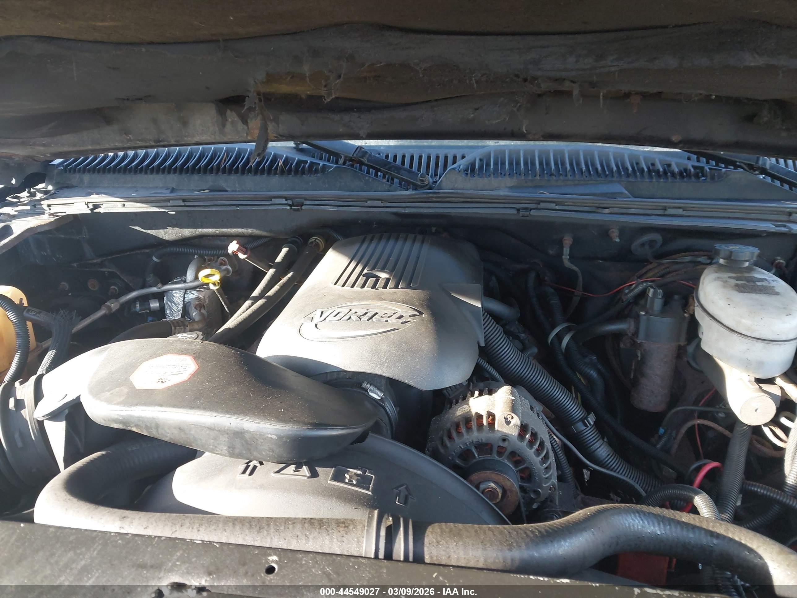 CHEVROLET SILVERADO image 10
