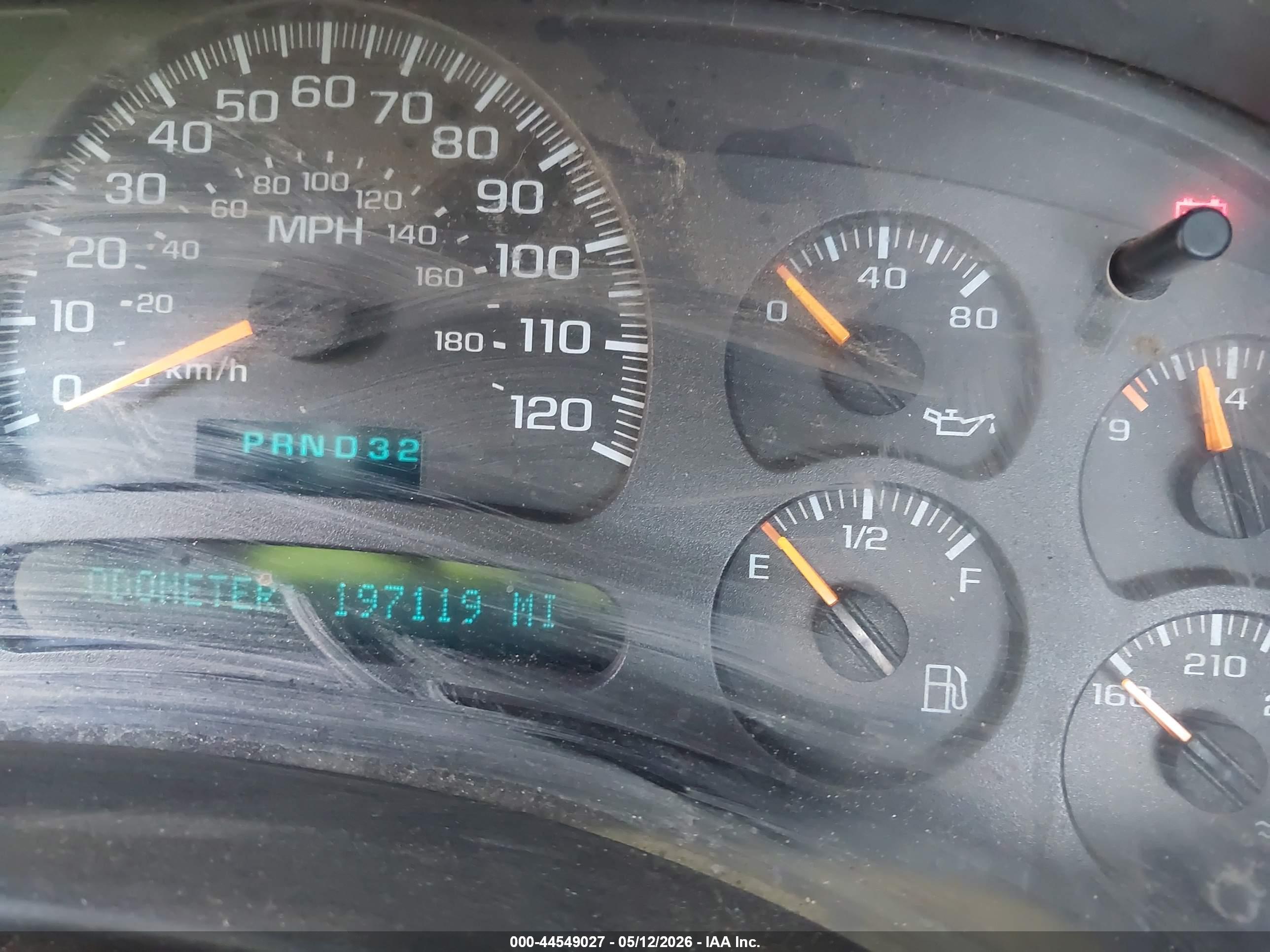CHEVROLET SILVERADO image 7