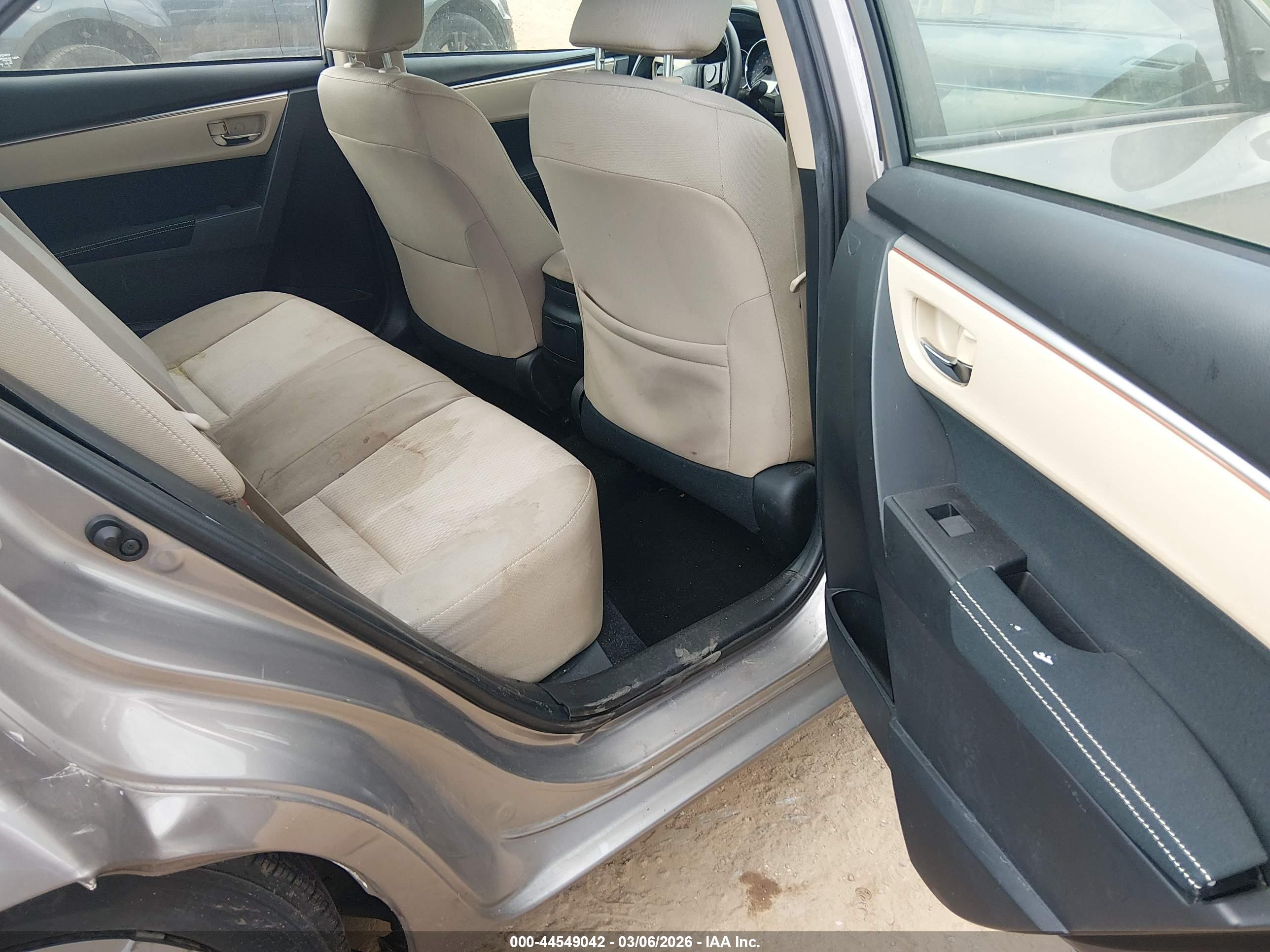 TOYOTA COROLLA image 8