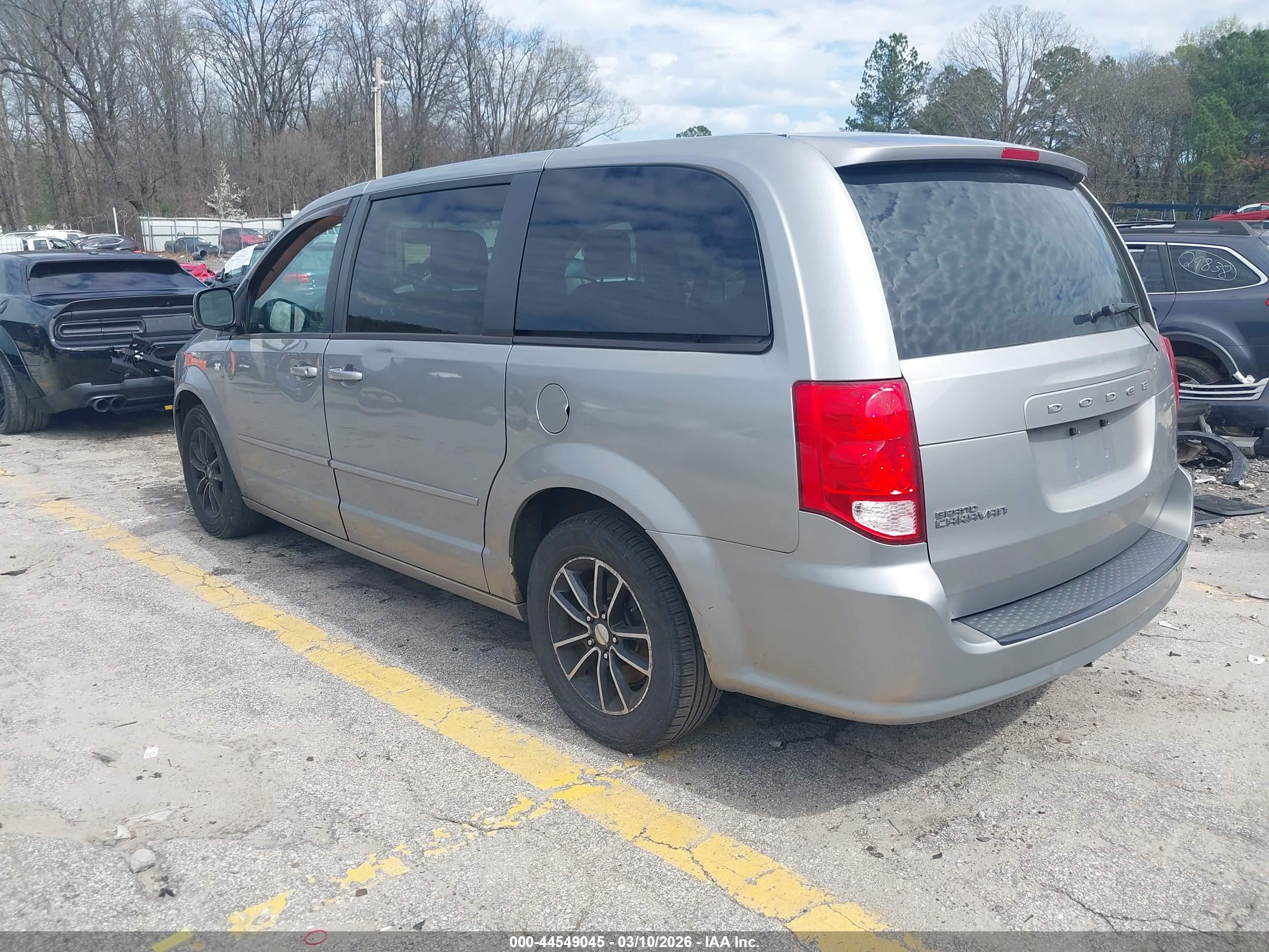 DODGE GRAND image 3