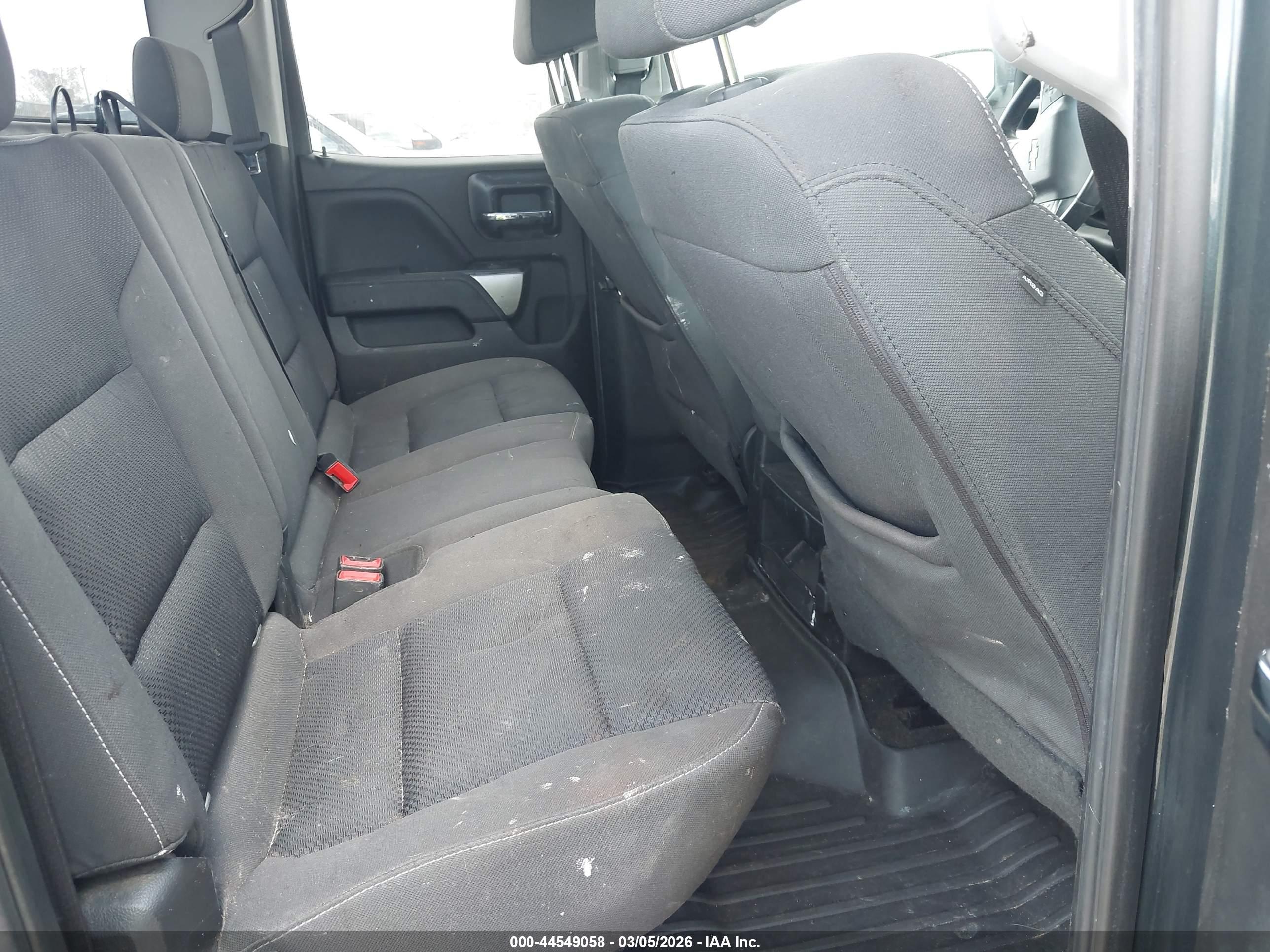 CHEVROLET SILVERADO image 8