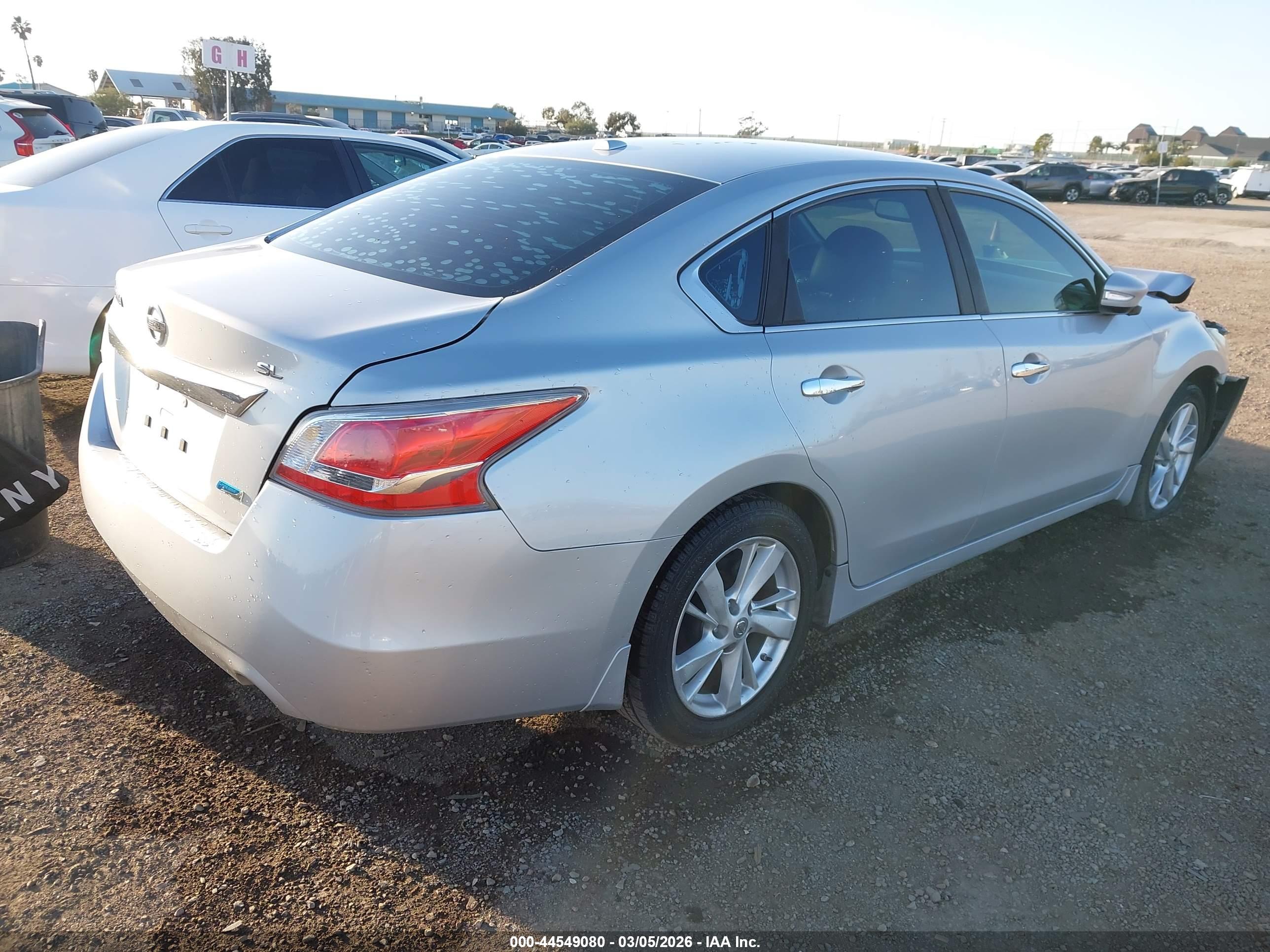 NISSAN ALTIMA image 4