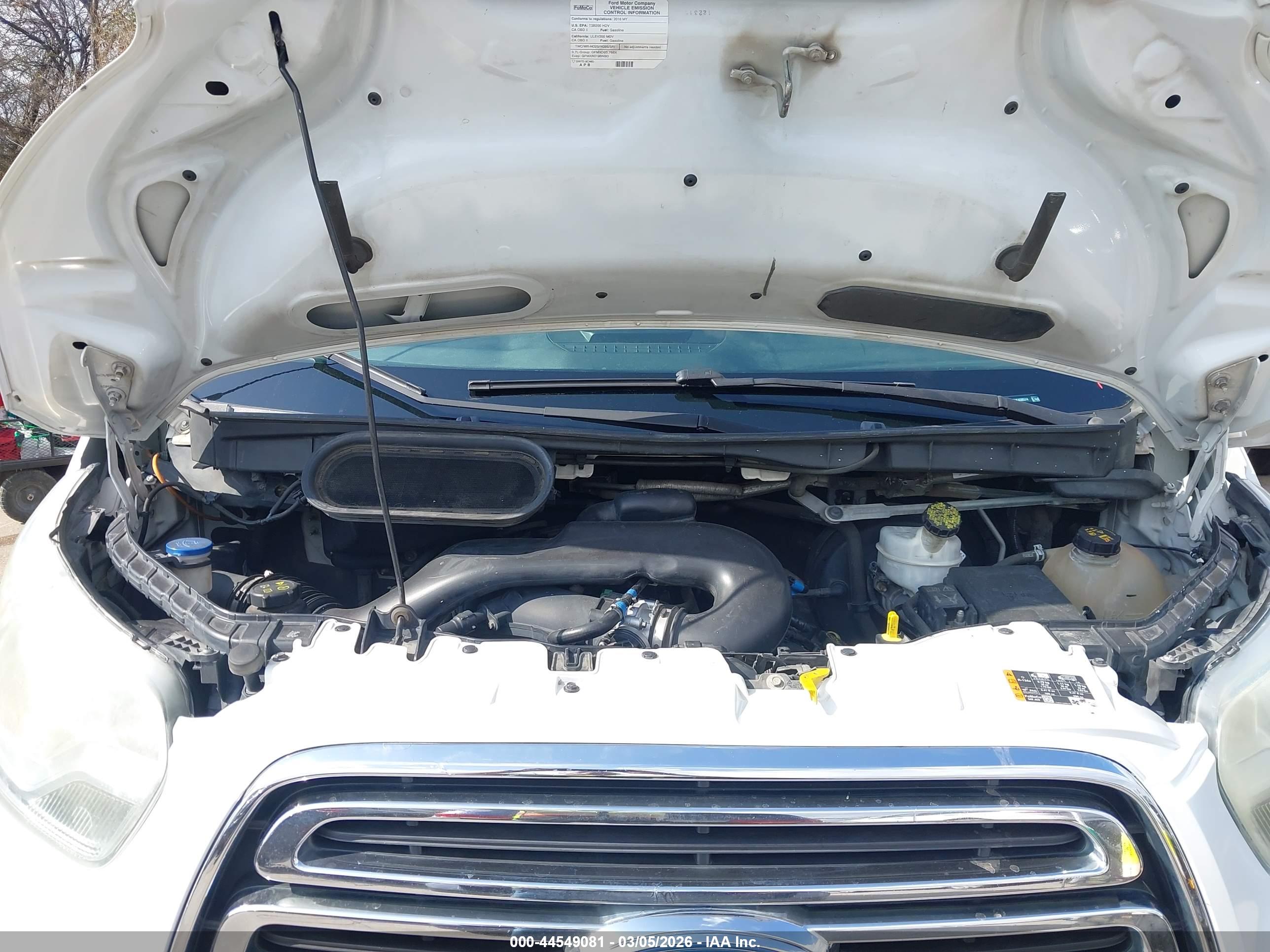 FORD TRANSIT-250 image 10