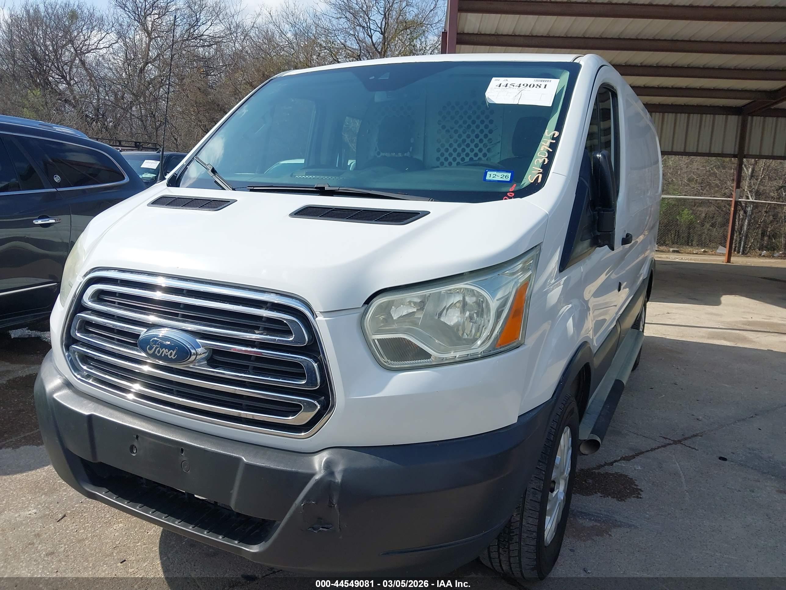 FORD TRANSIT-250 image 6