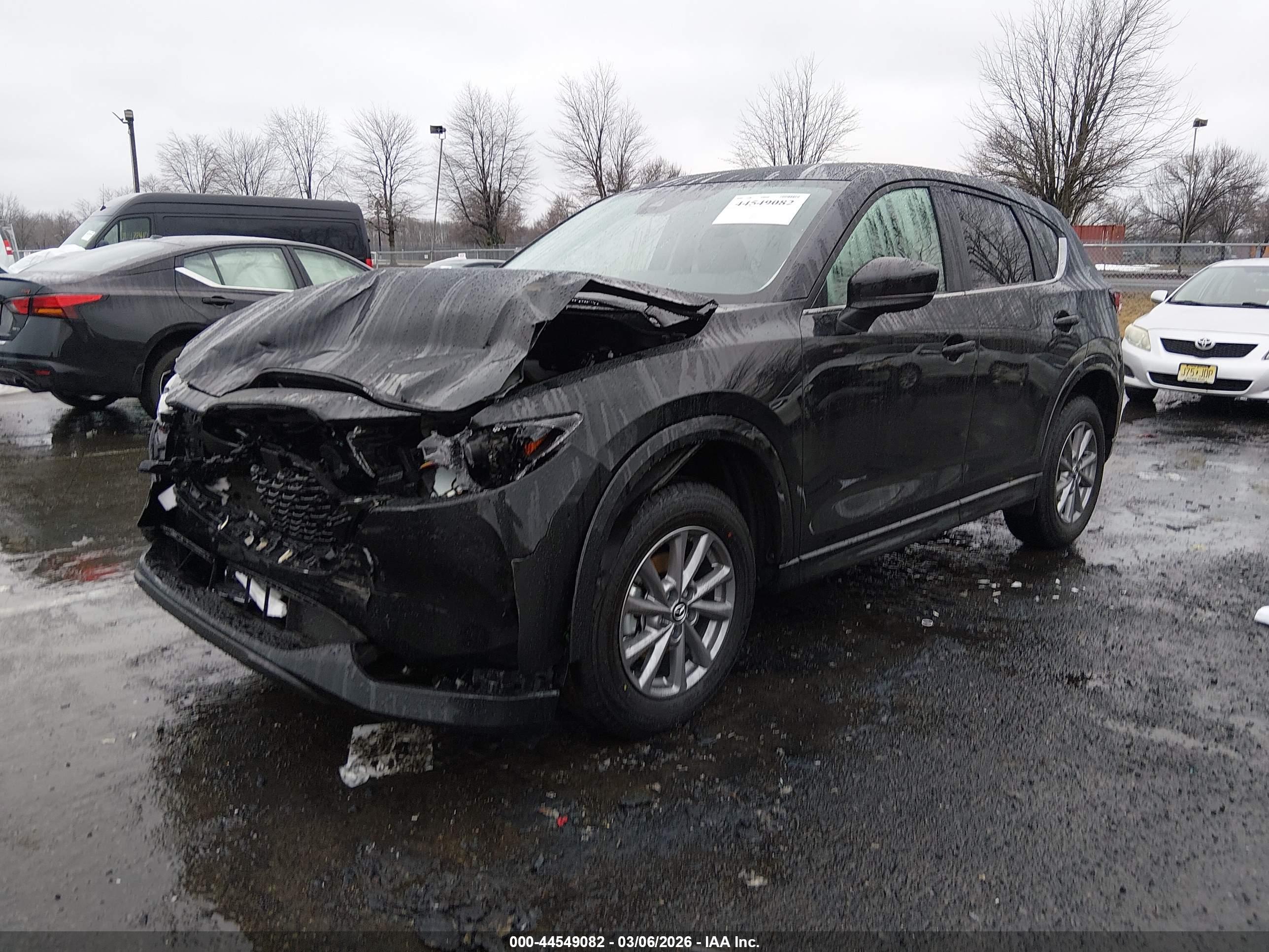 MAZDA CX-5 image 2