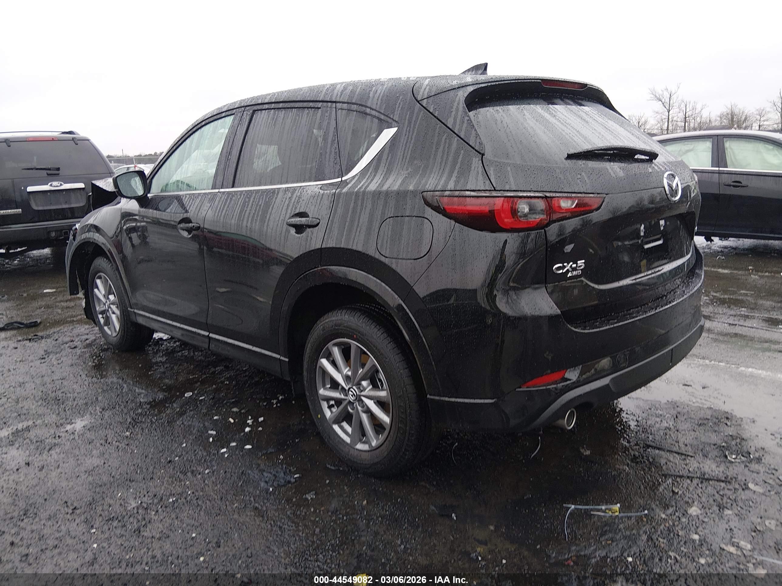 MAZDA CX-5 image 3