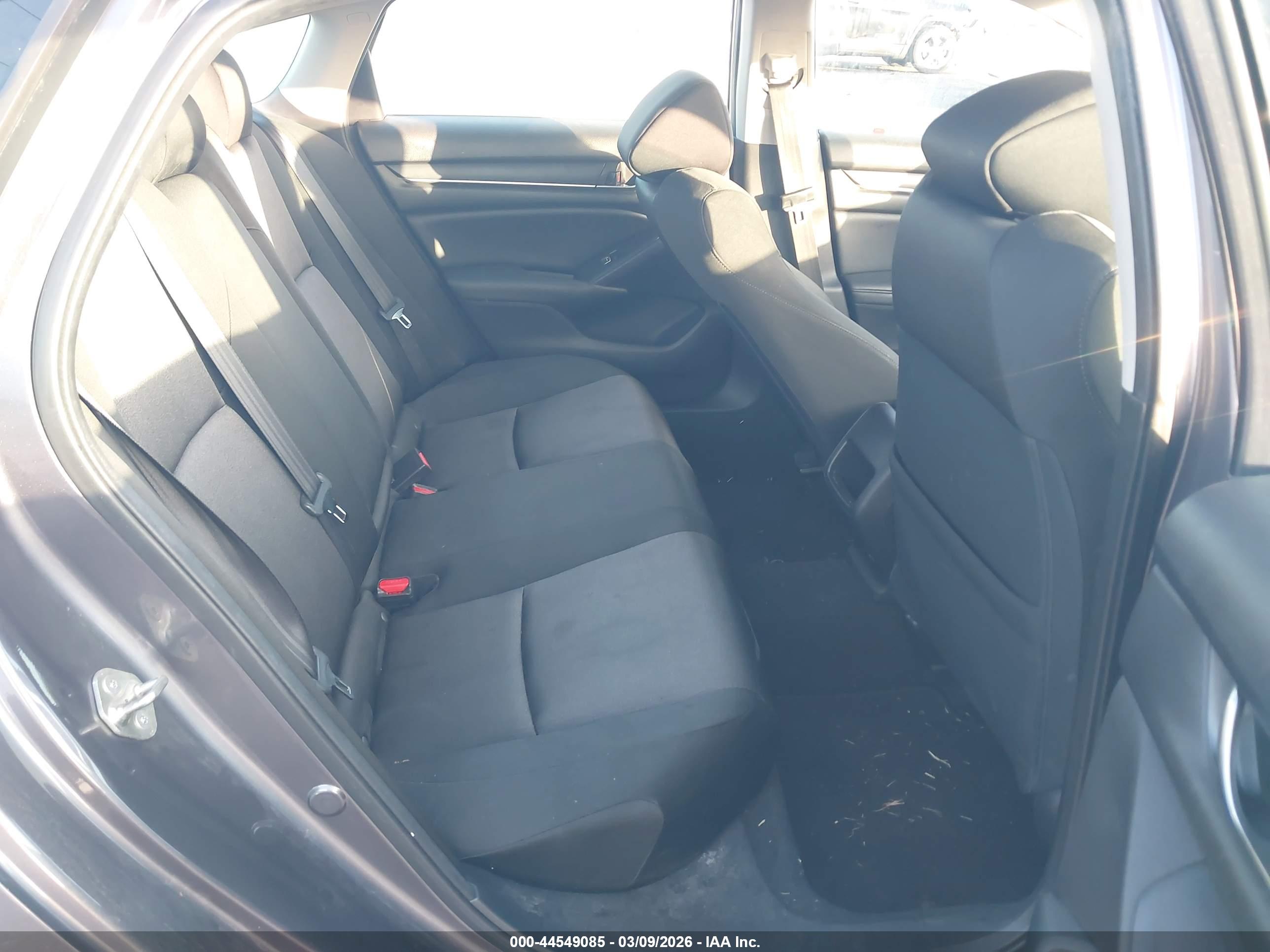 HONDA ACCORD image 8