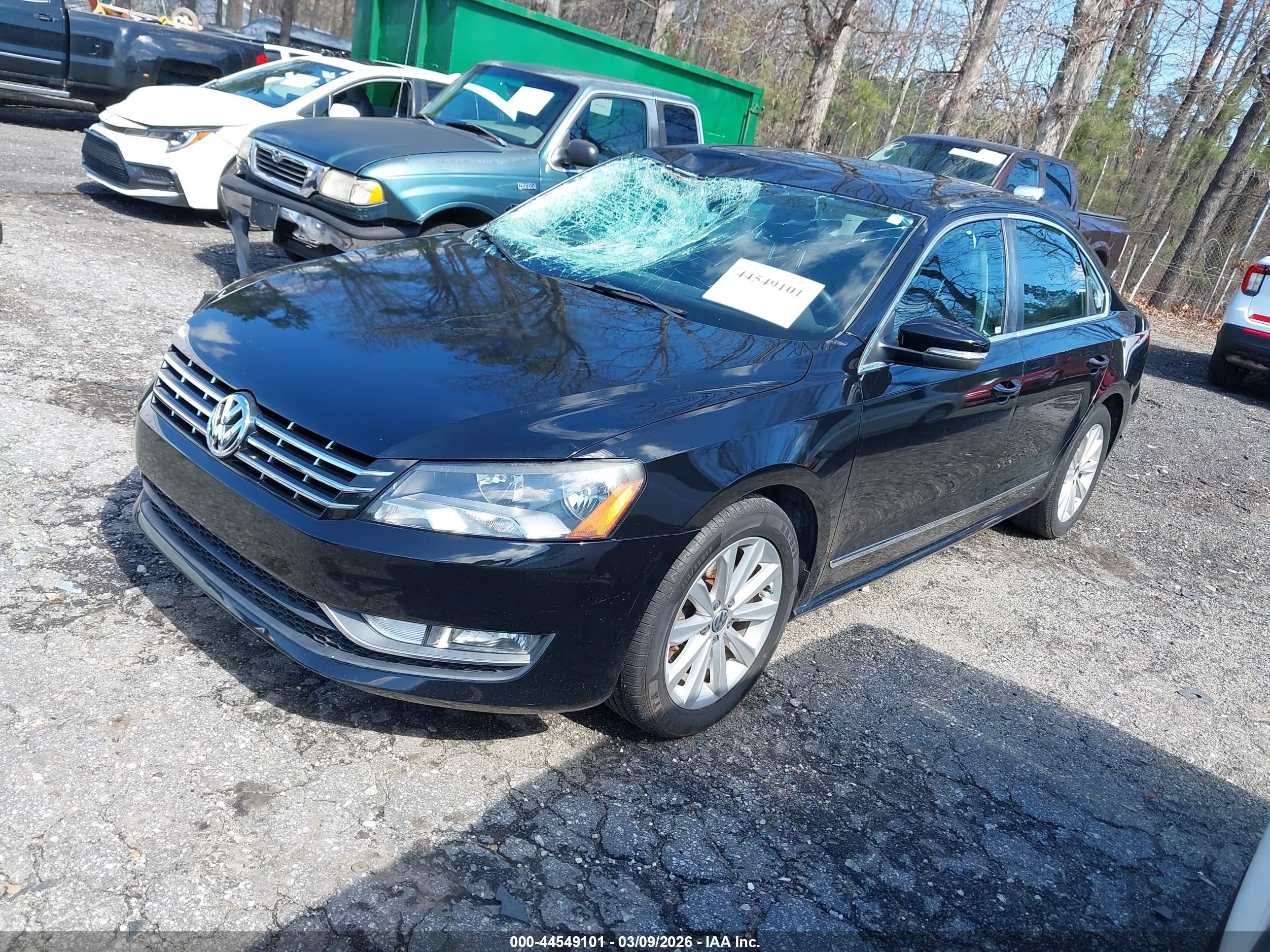 VOLKSWAGEN PASSAT image 2