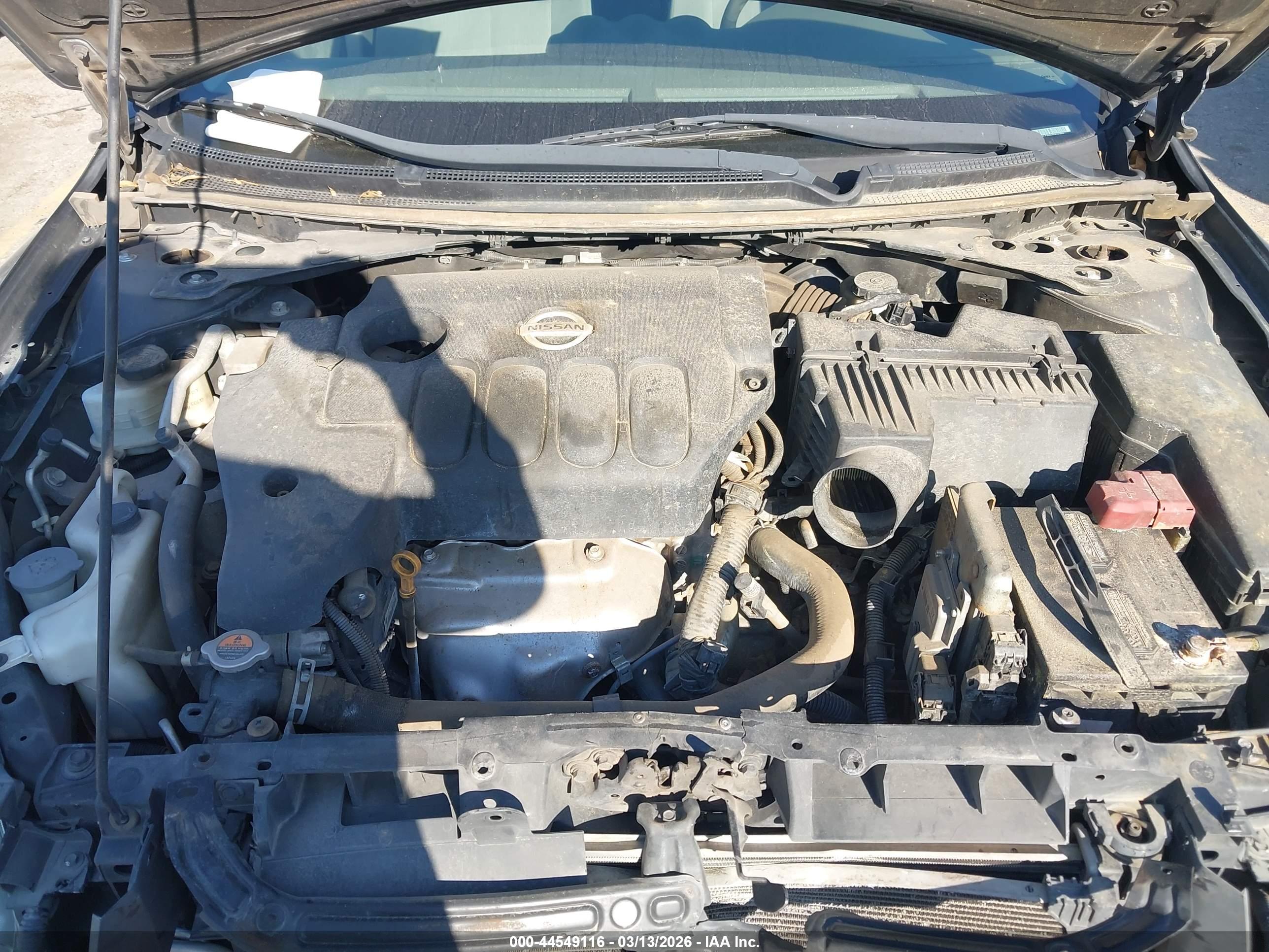 NISSAN ALTIMA image 10