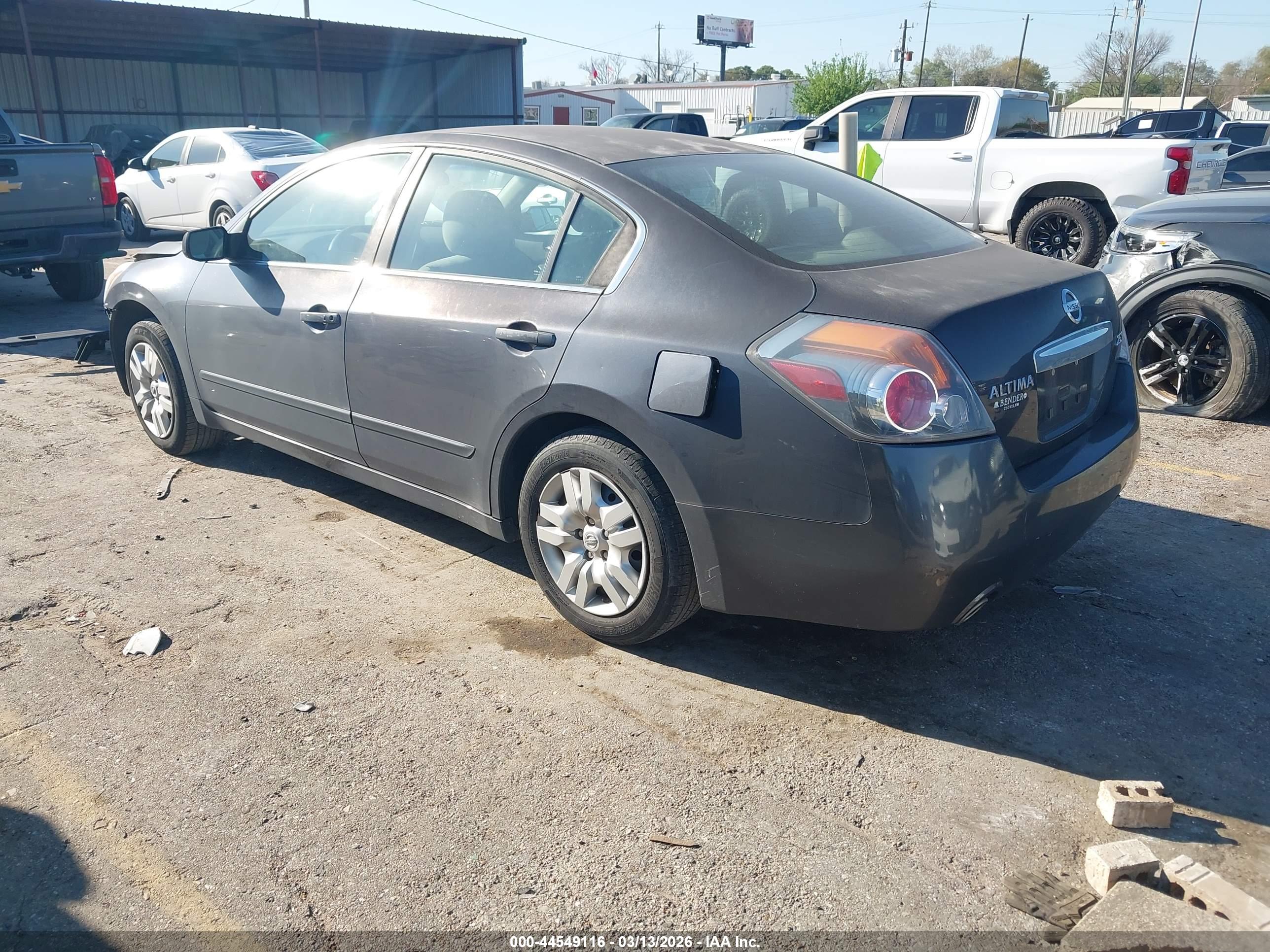 NISSAN ALTIMA image 3
