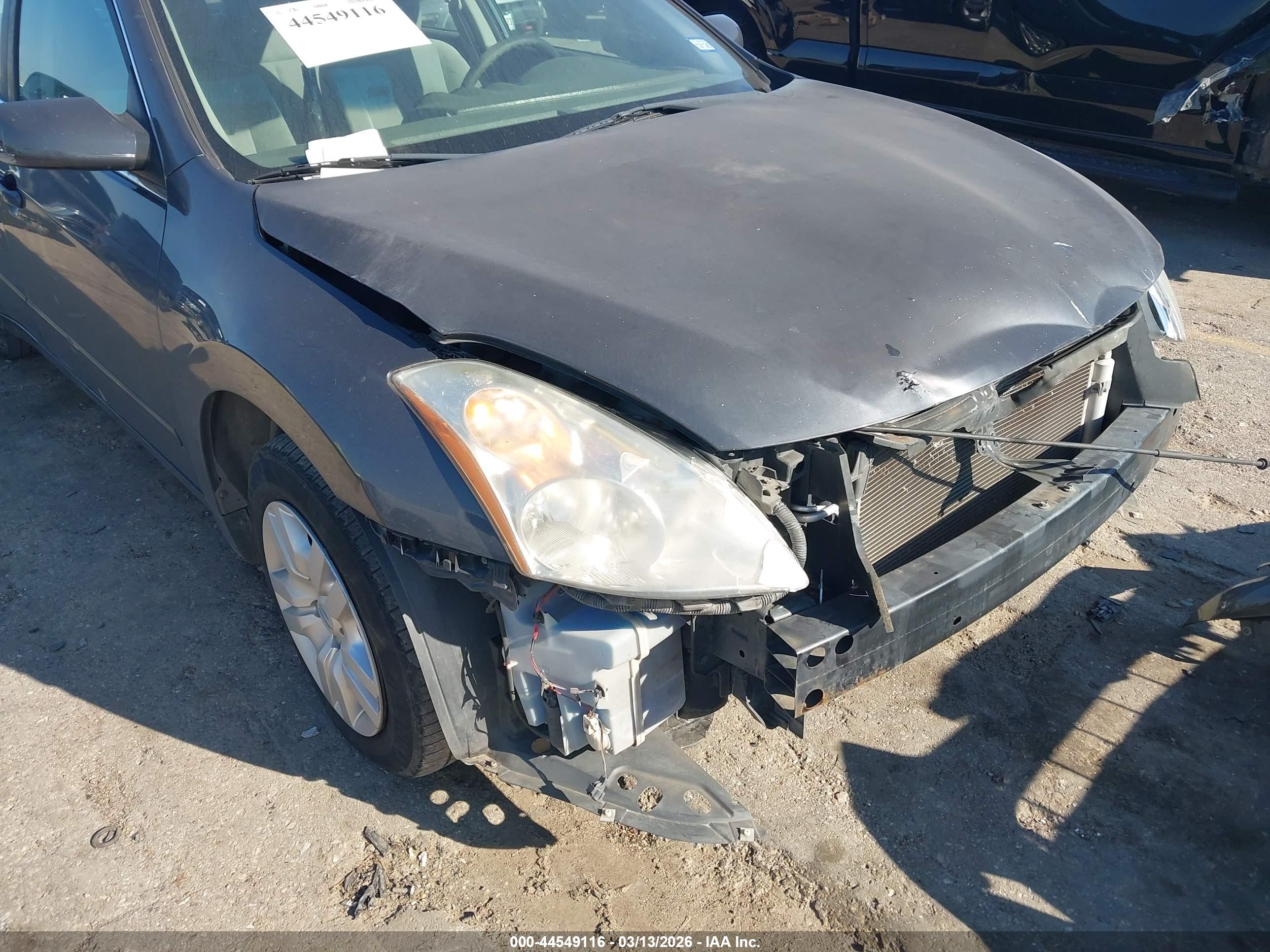 NISSAN ALTIMA image 6