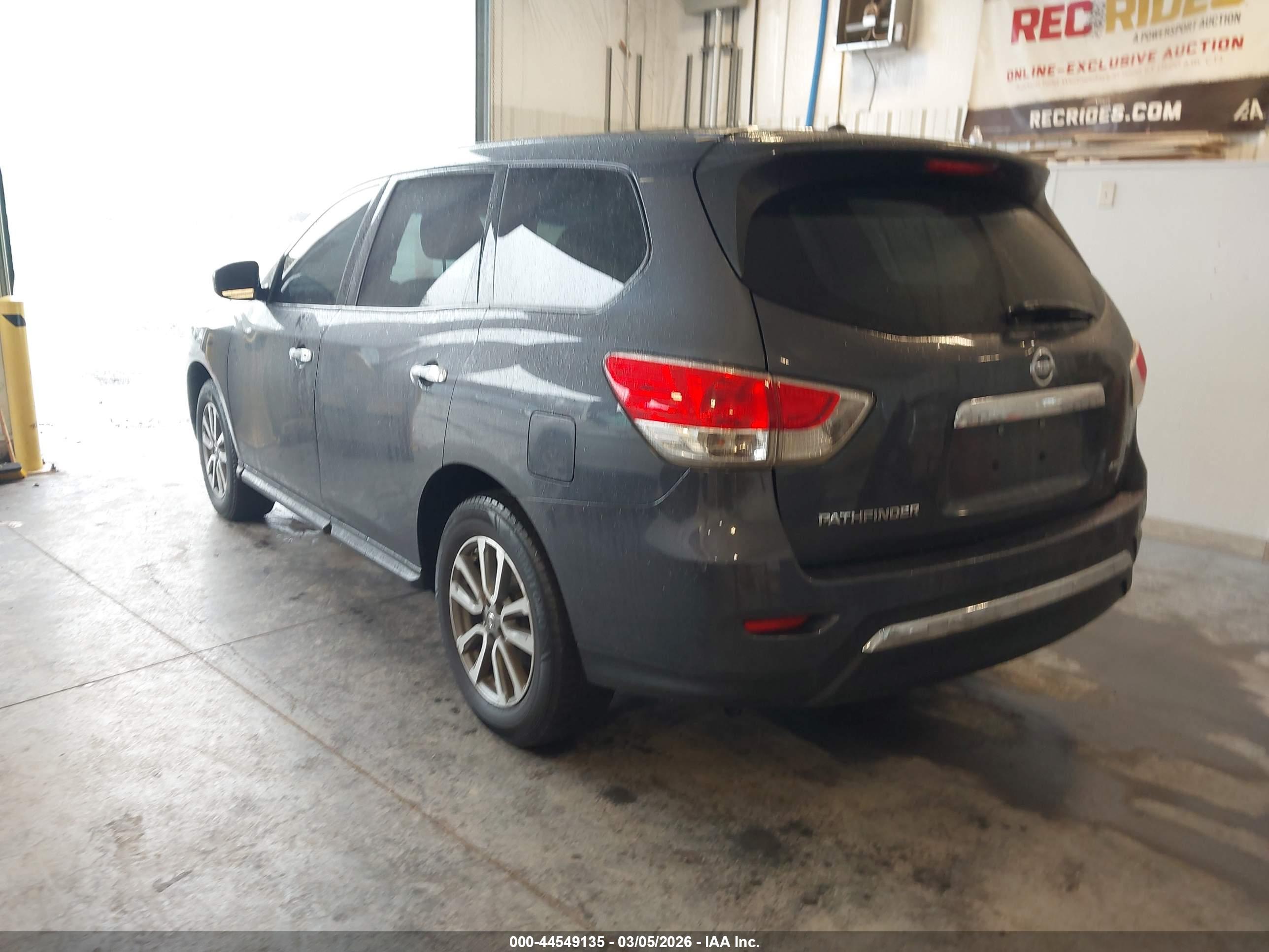 NISSAN PATHFINDER image 3