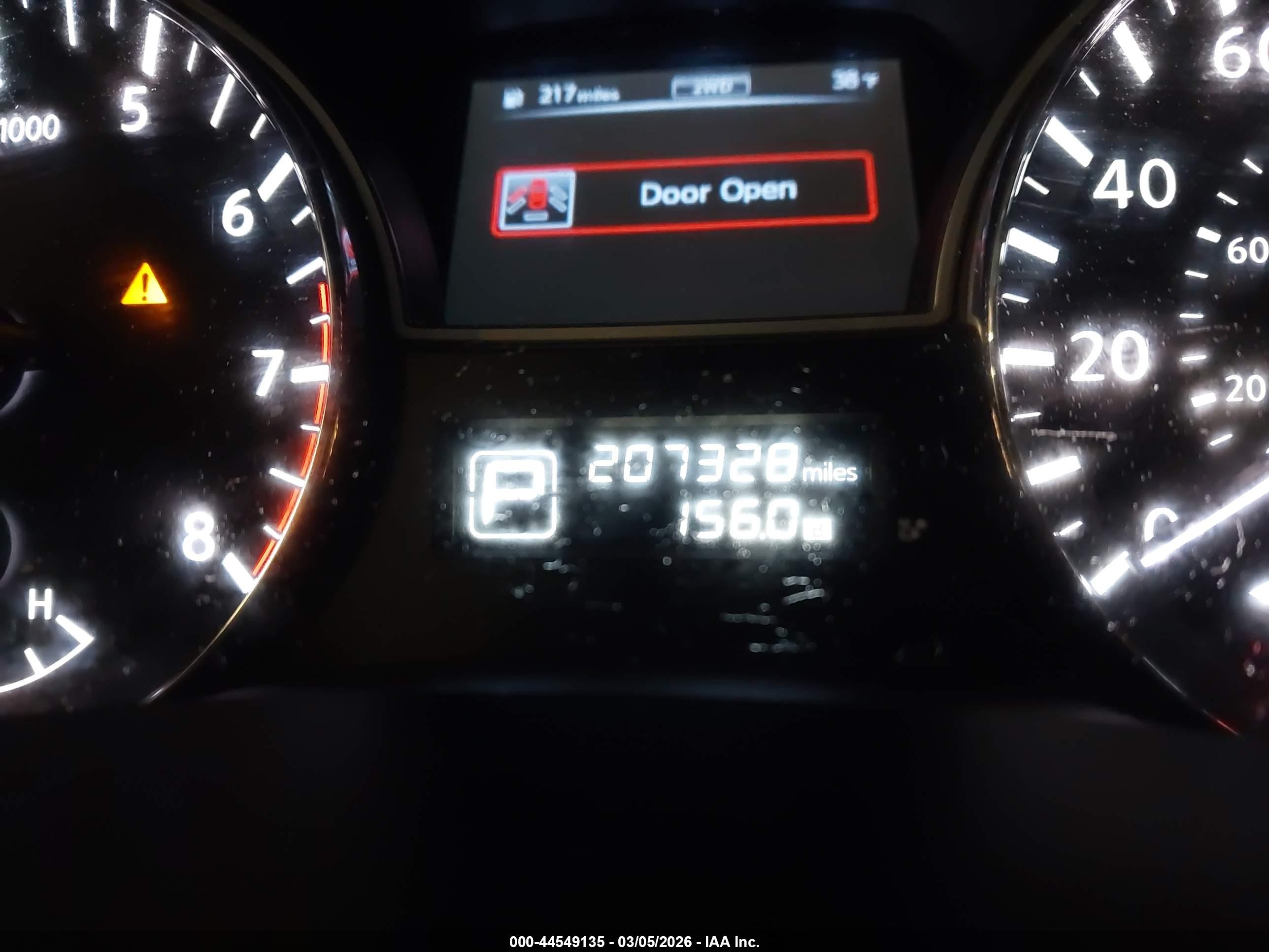 NISSAN PATHFINDER image 7