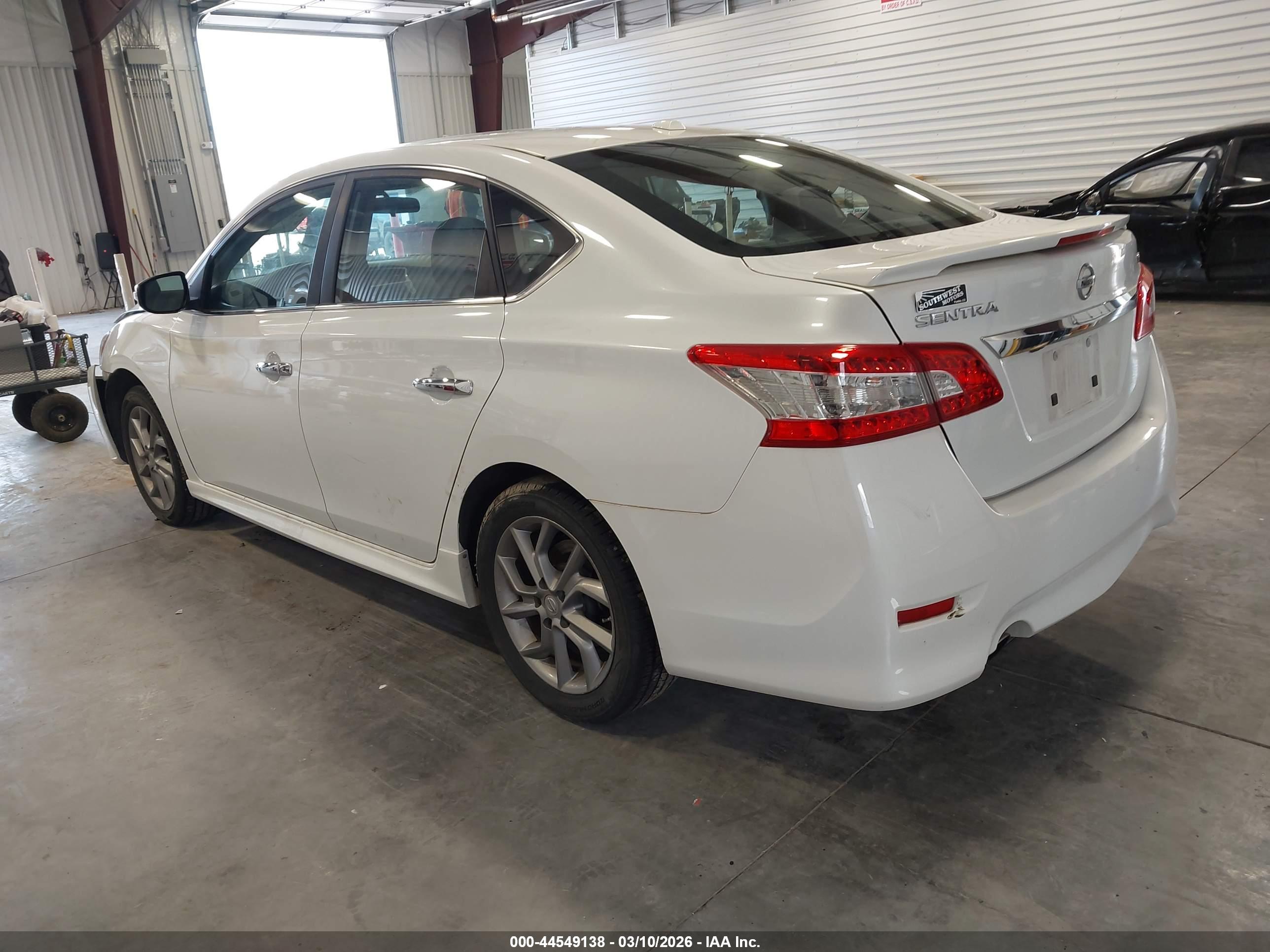 NISSAN SENTRA image 3