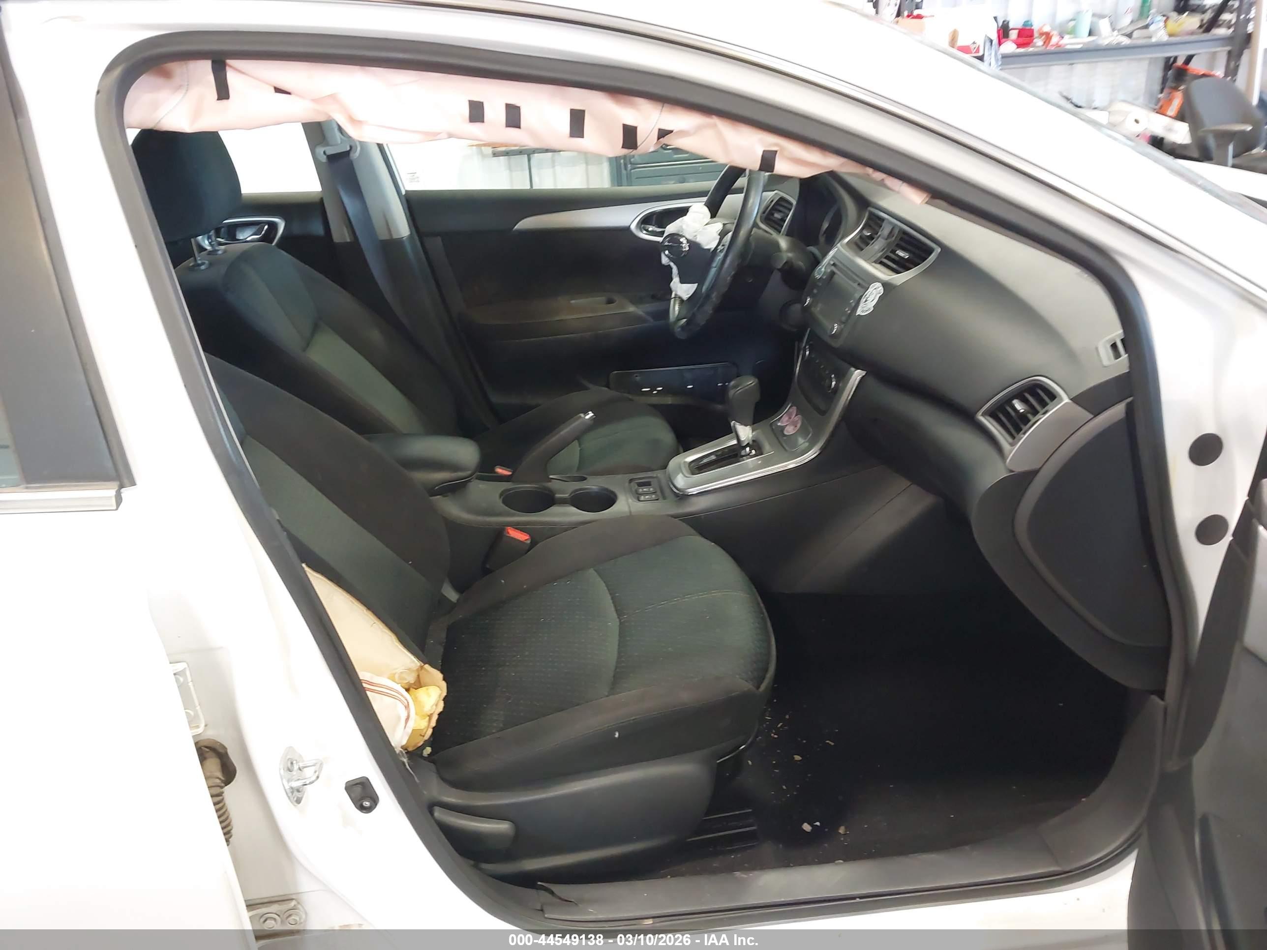 NISSAN SENTRA image 5