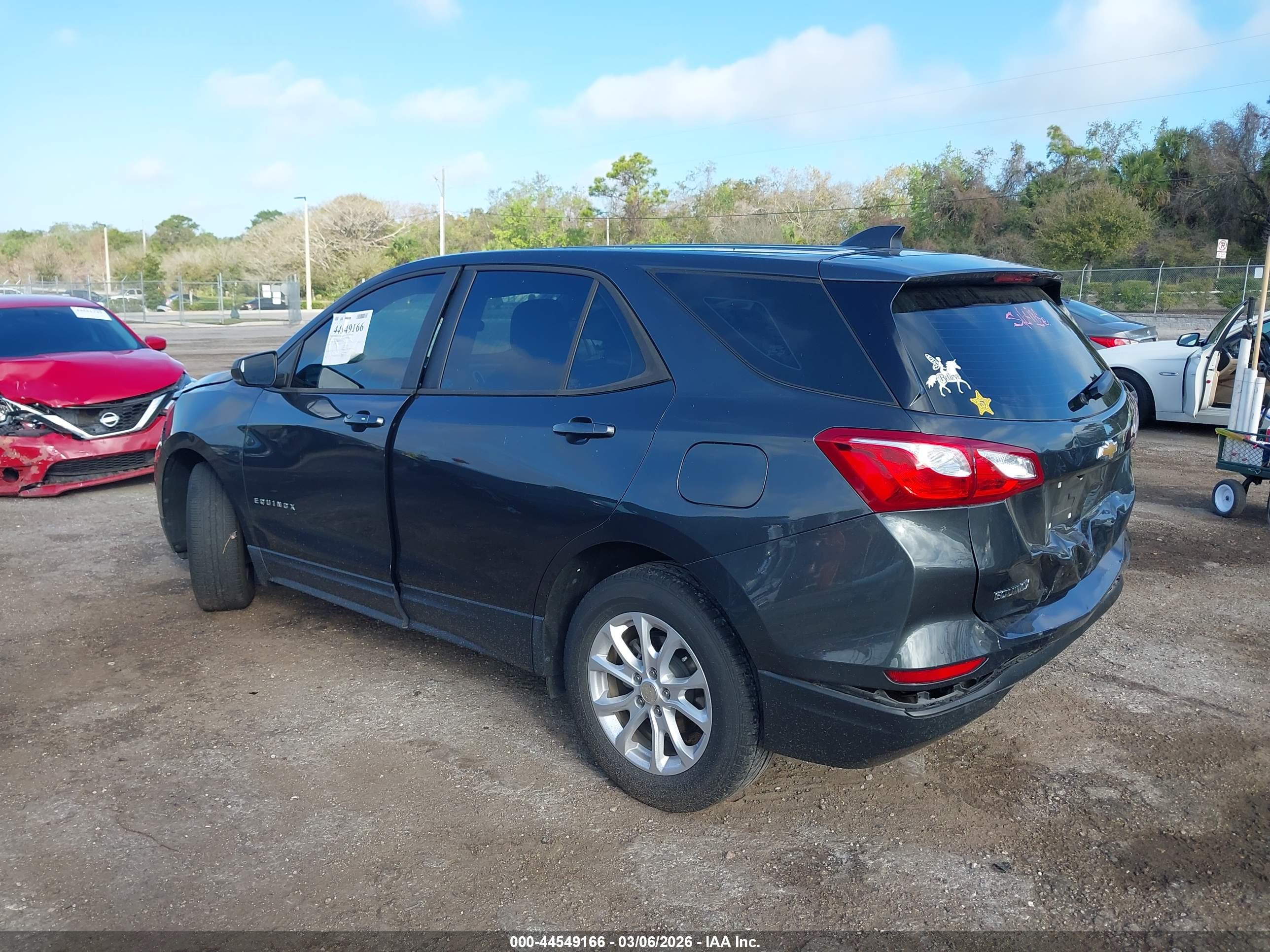 CHEVROLET EQUINOX image 3