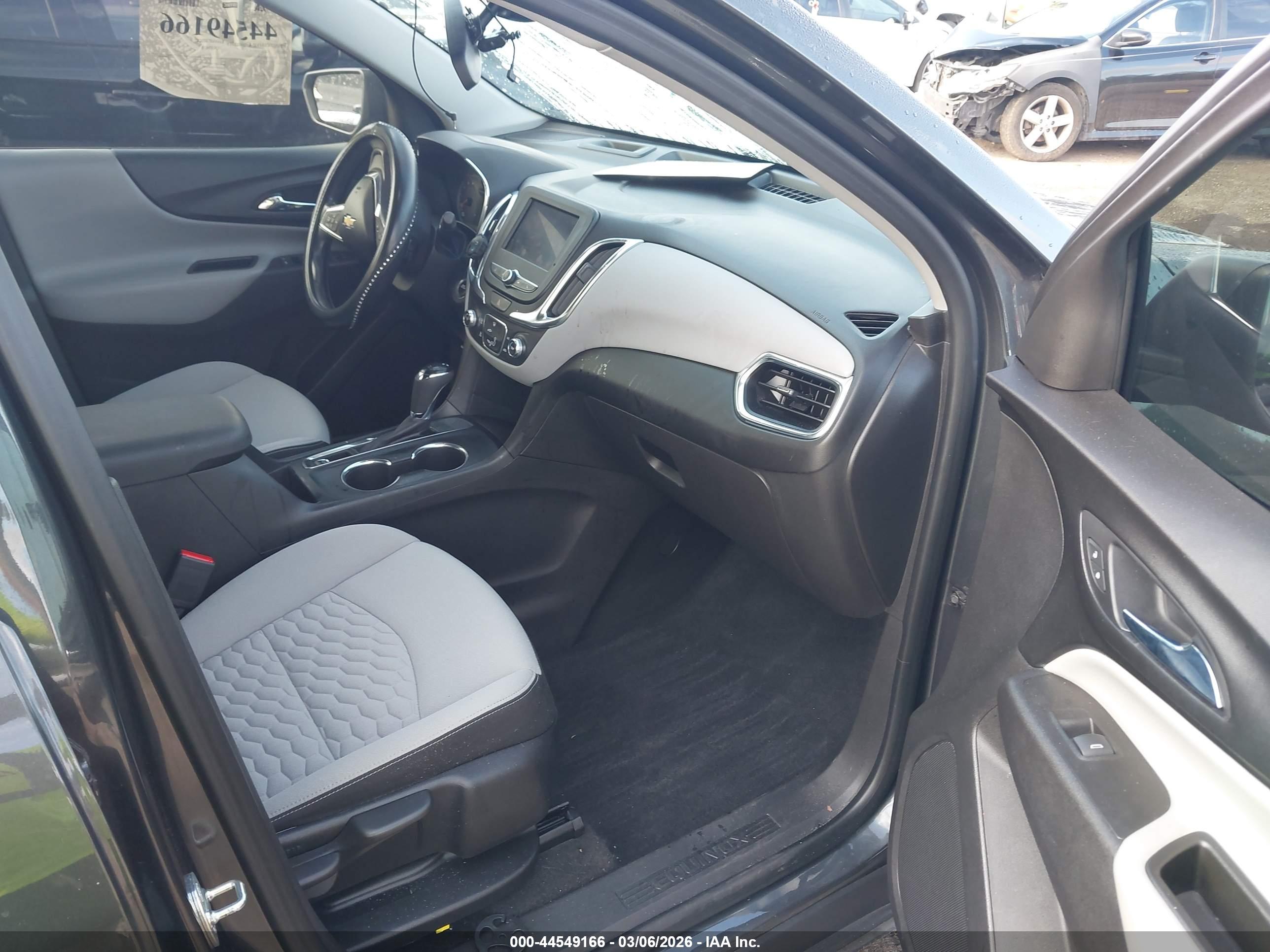 CHEVROLET EQUINOX image 5