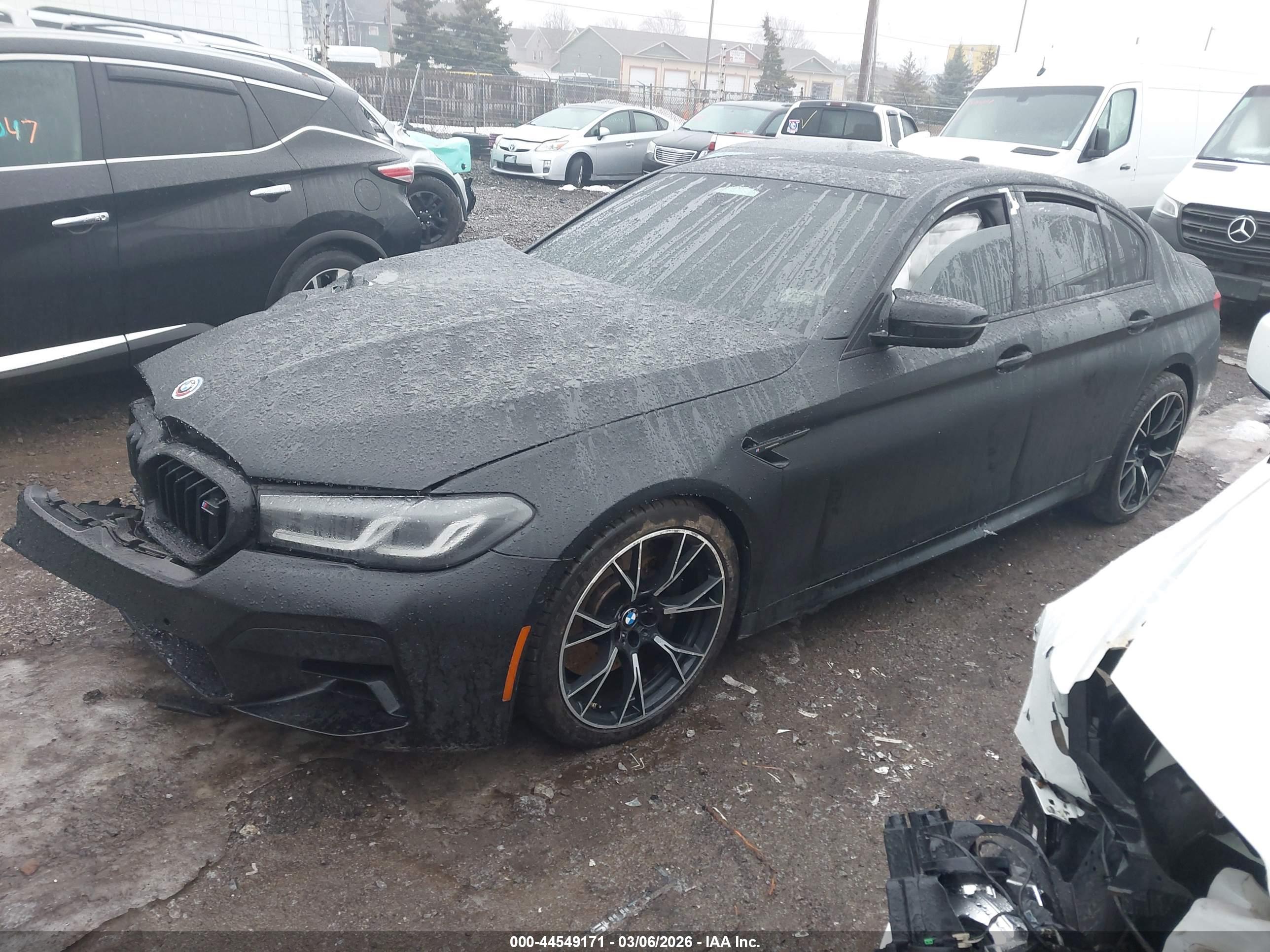BMW M5 image 2