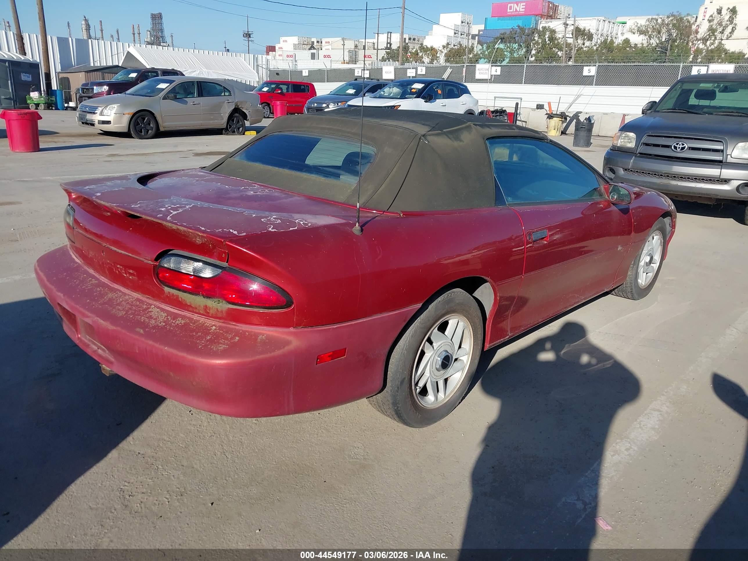 CHEVROLET CAMARO image 4